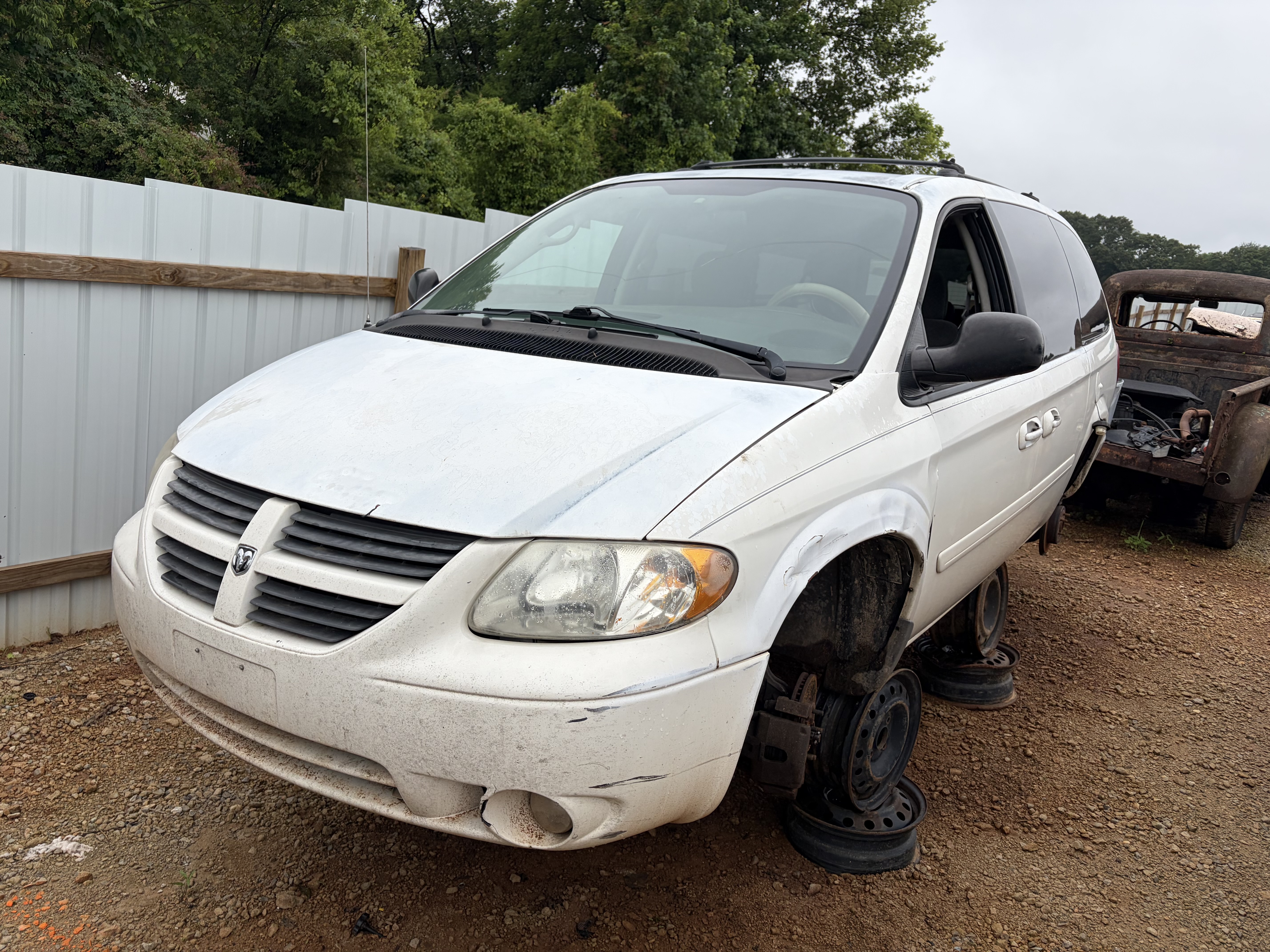 2005 DODGE Caravan/Grand Caravan