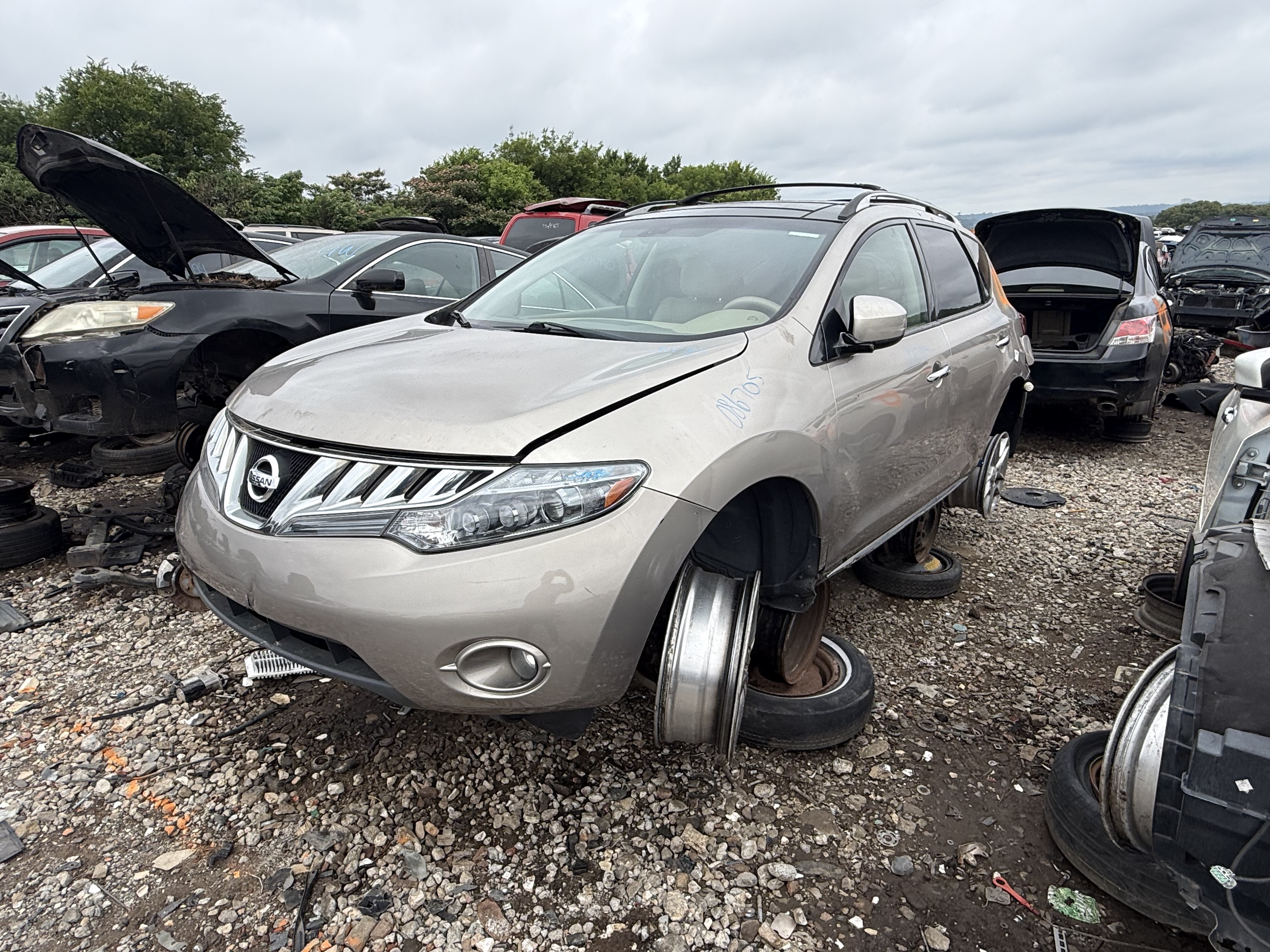 2010 NISSAN Murano