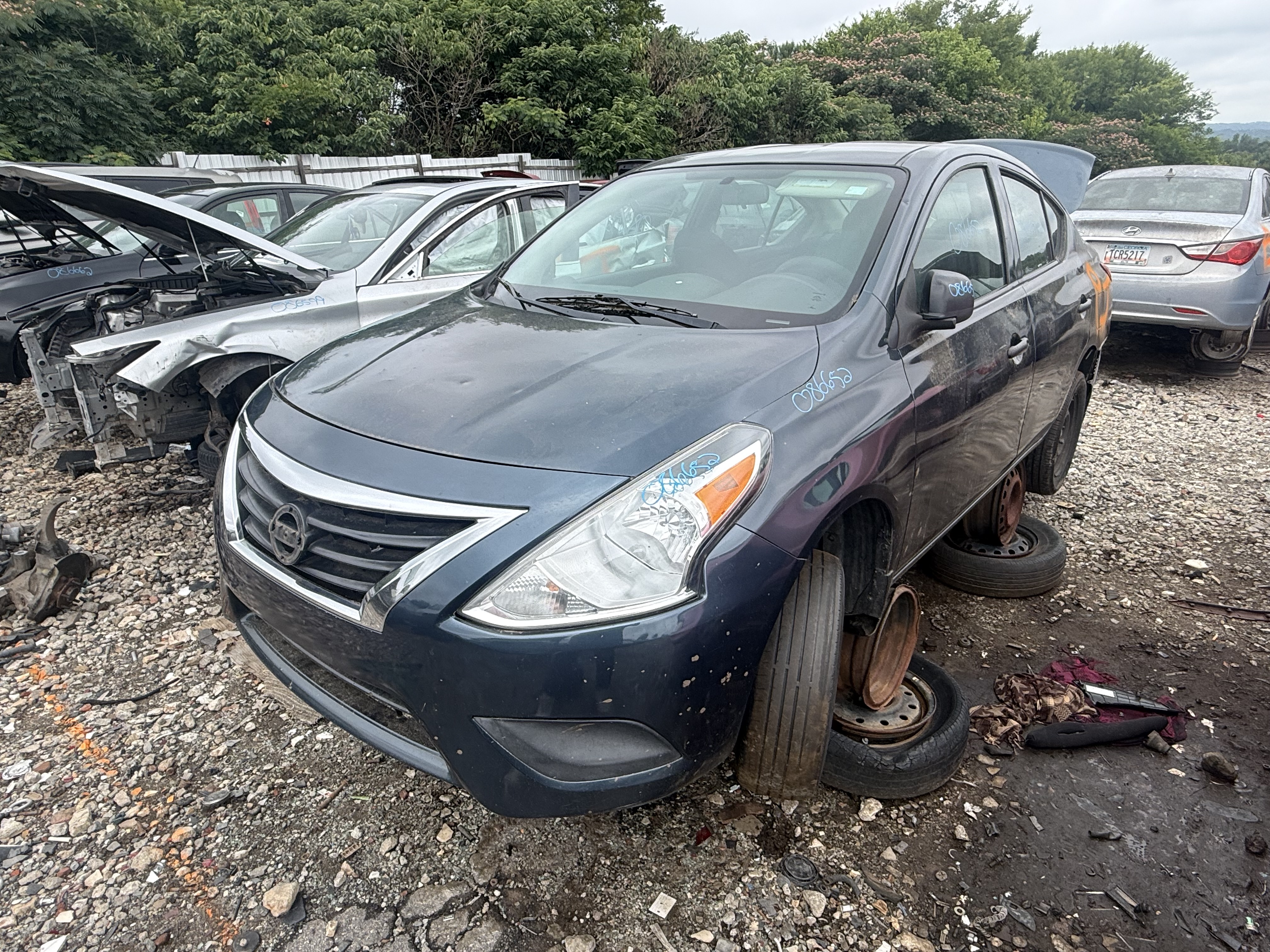 2015 NISSAN Versa