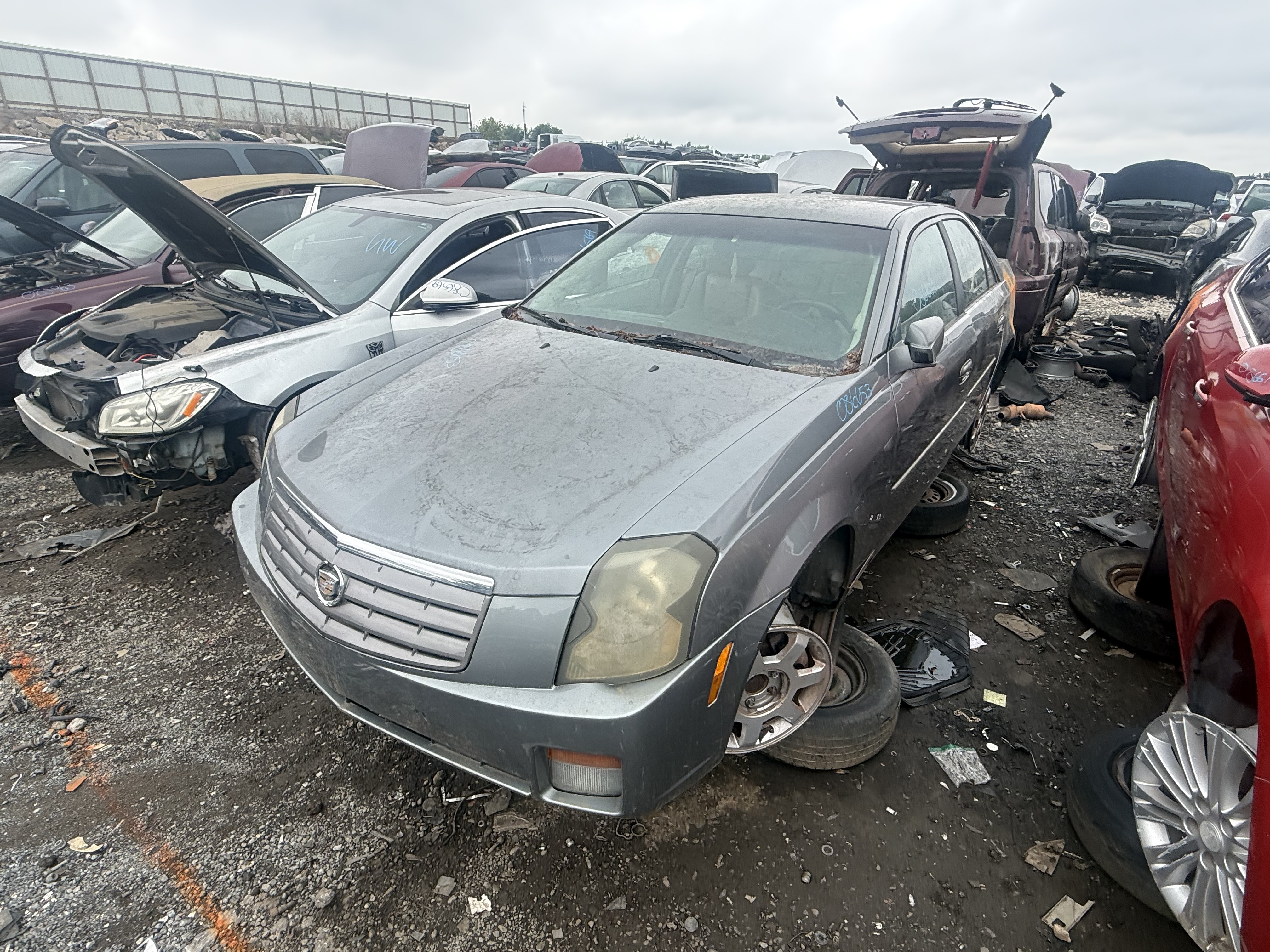 2004 CADILLAC Cts