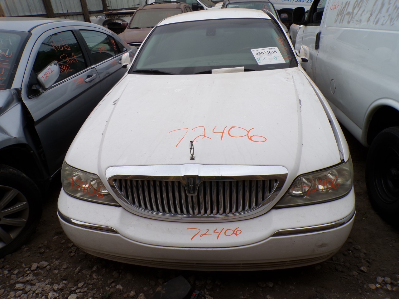 2003 LINCOLN Town Car