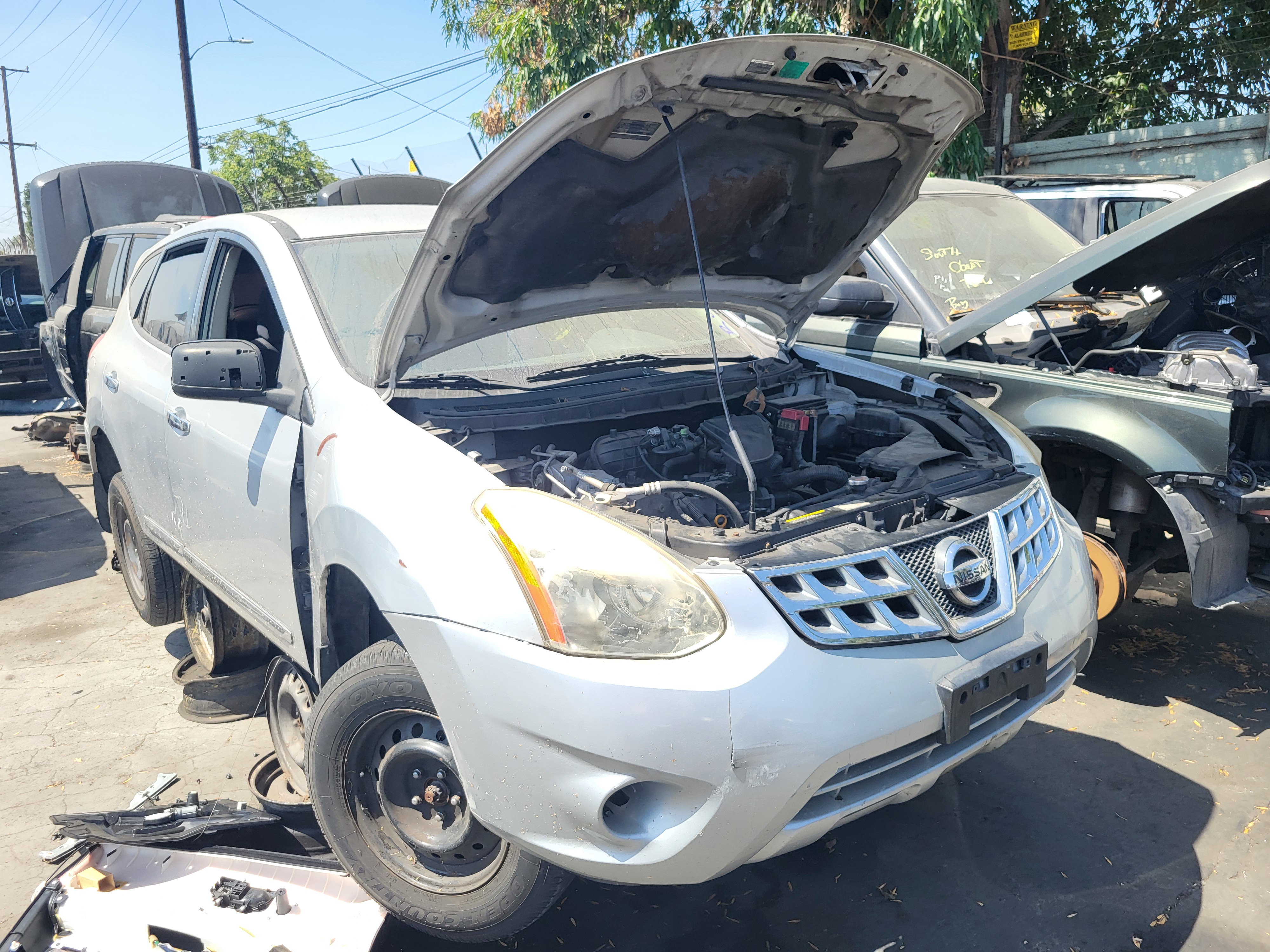 2011 NISSAN Rogue