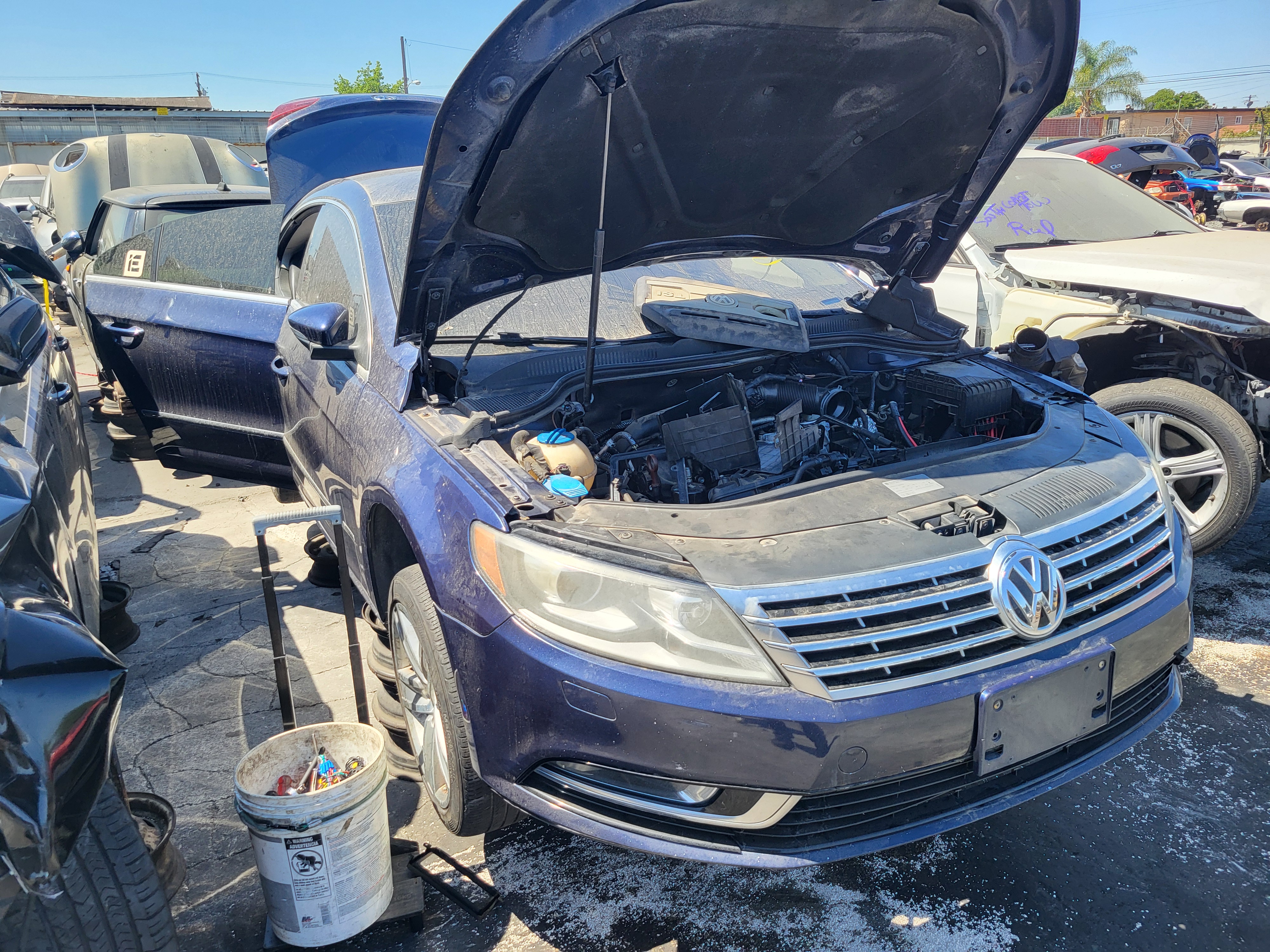 2013 VOLKSWAGEN Passat