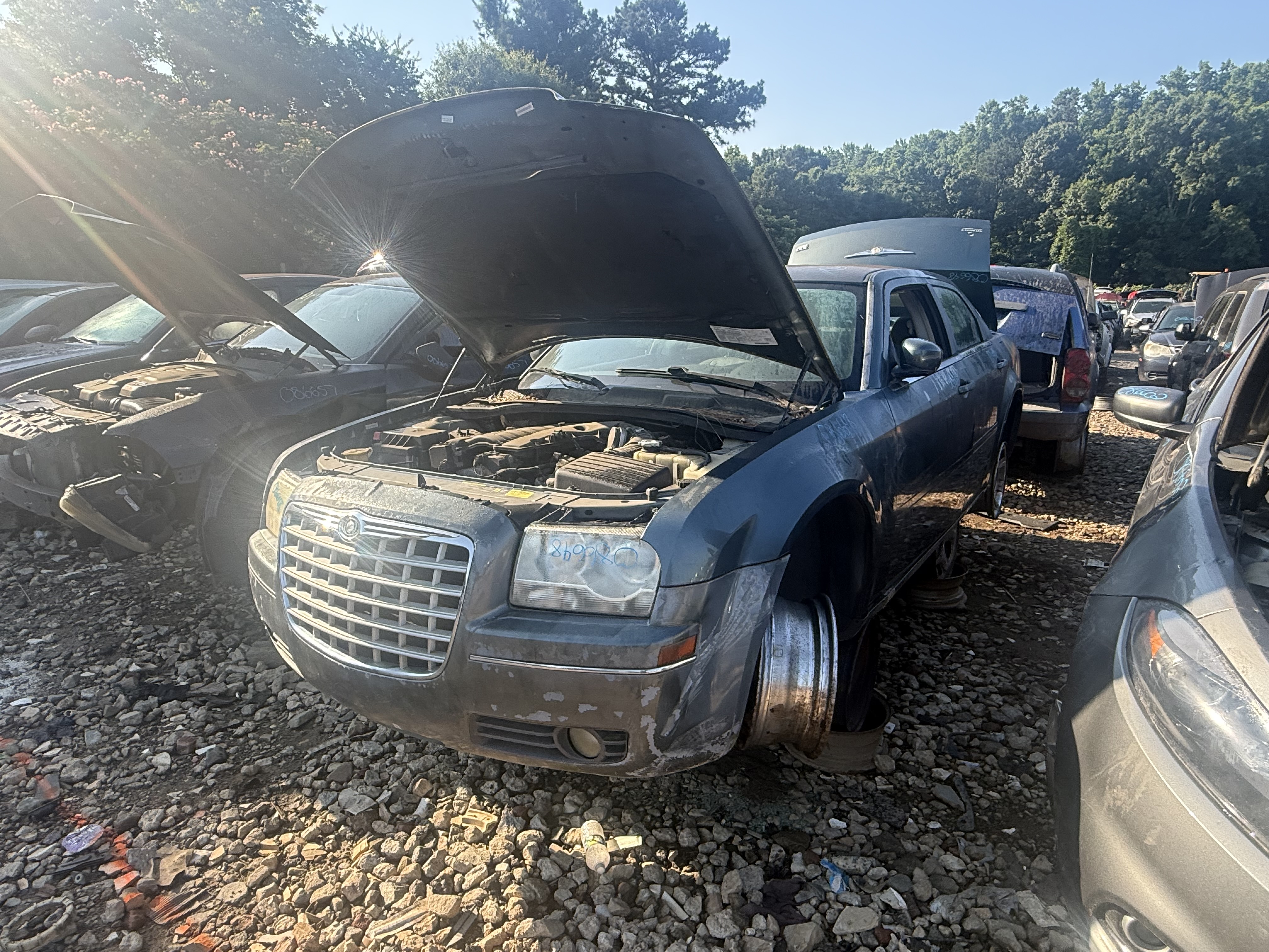 2005 CHRYSLER 300