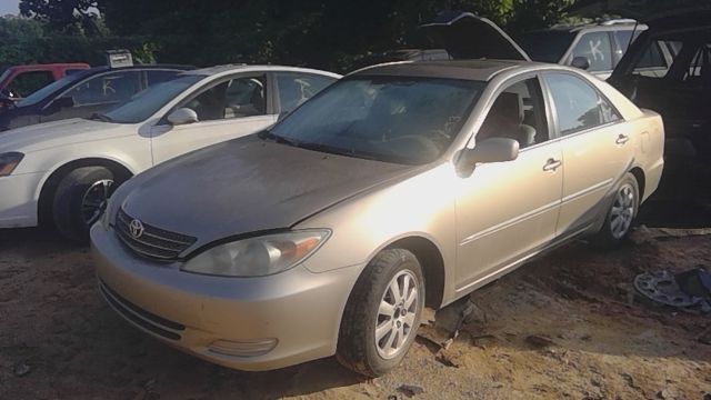2002 TOYOTA Camry