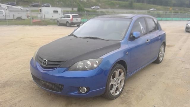 2004 MAZDA Mazda3