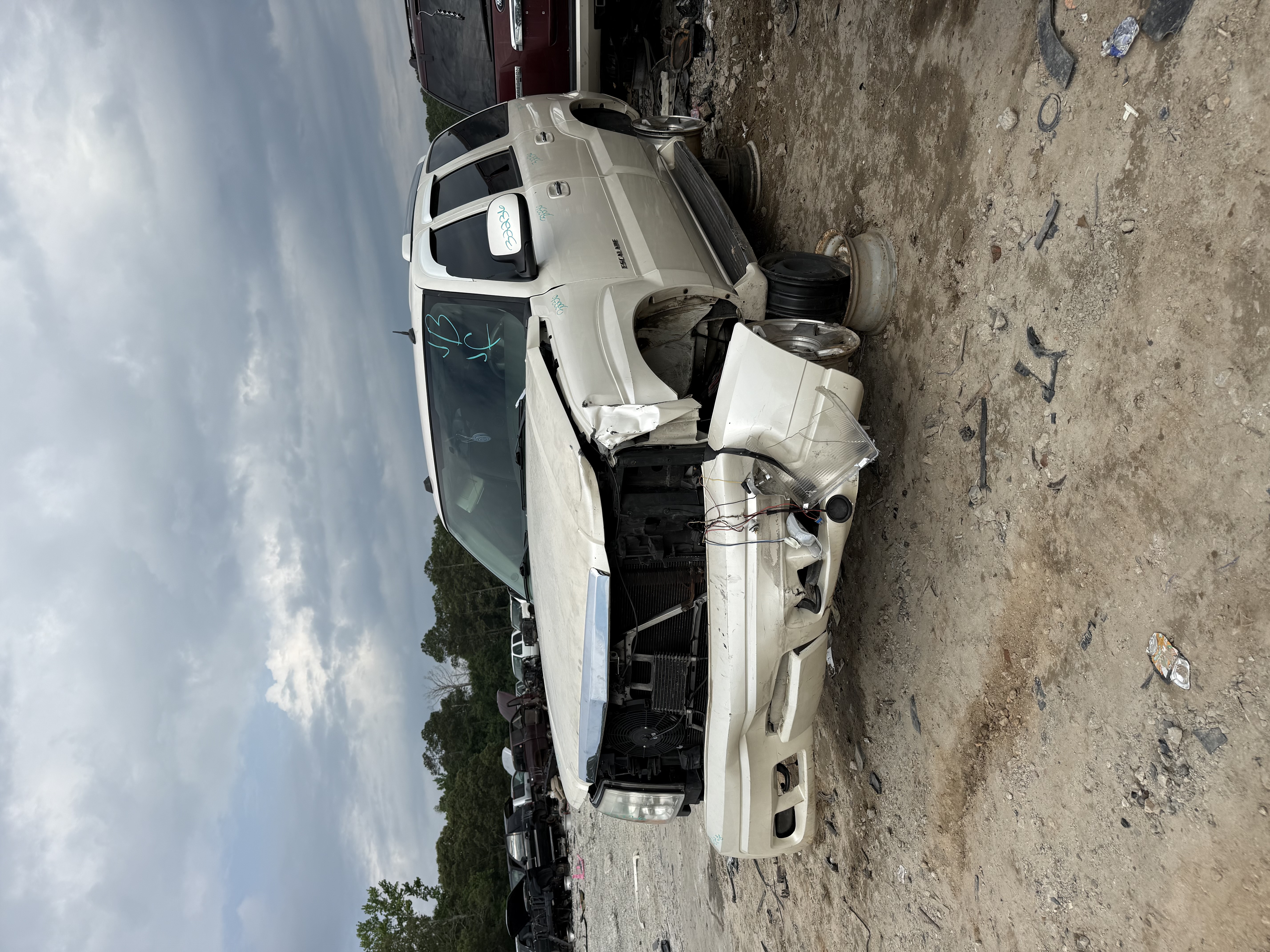 2004 CADILLAC Escalade