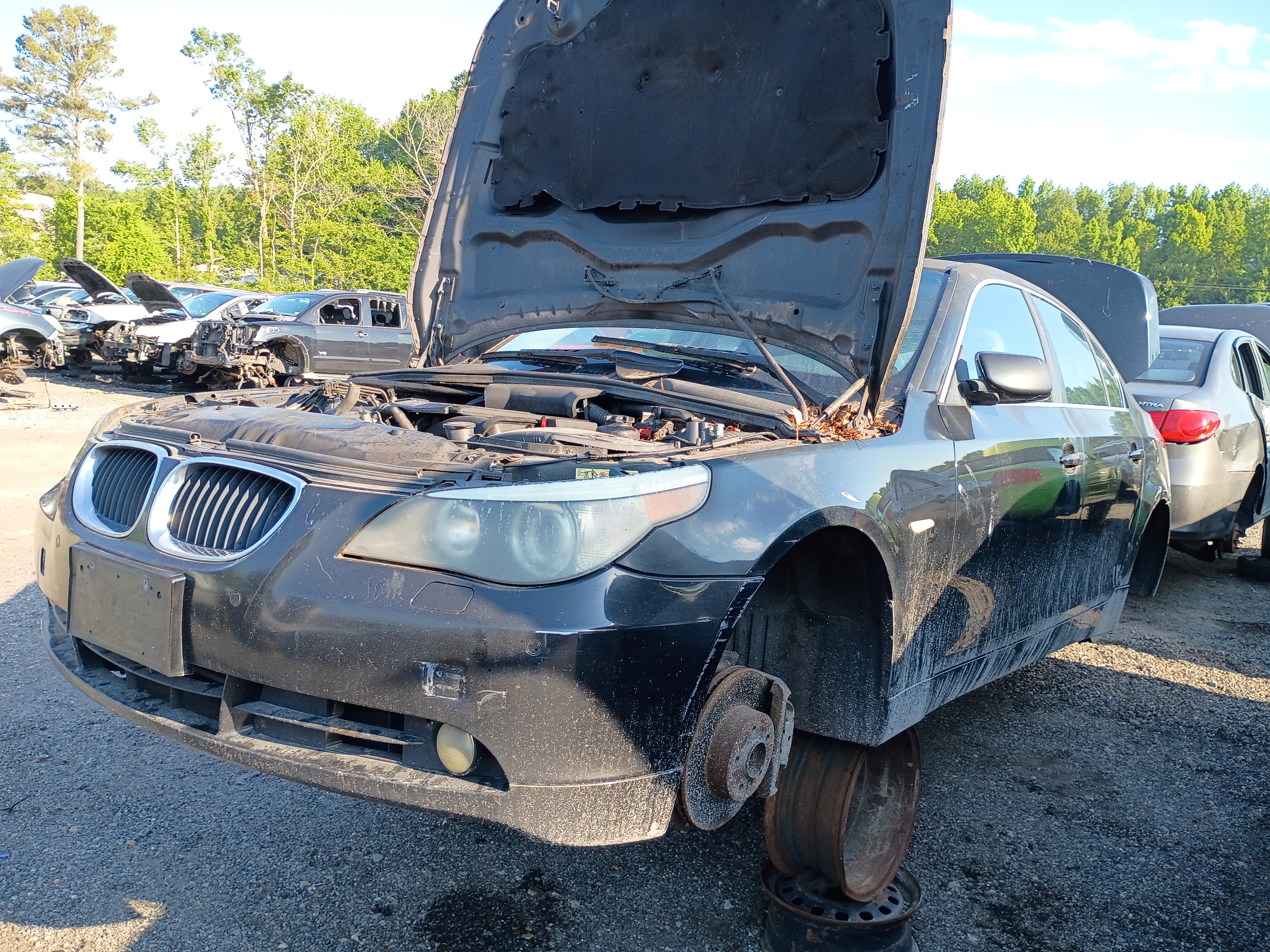 2005 BMW 525i