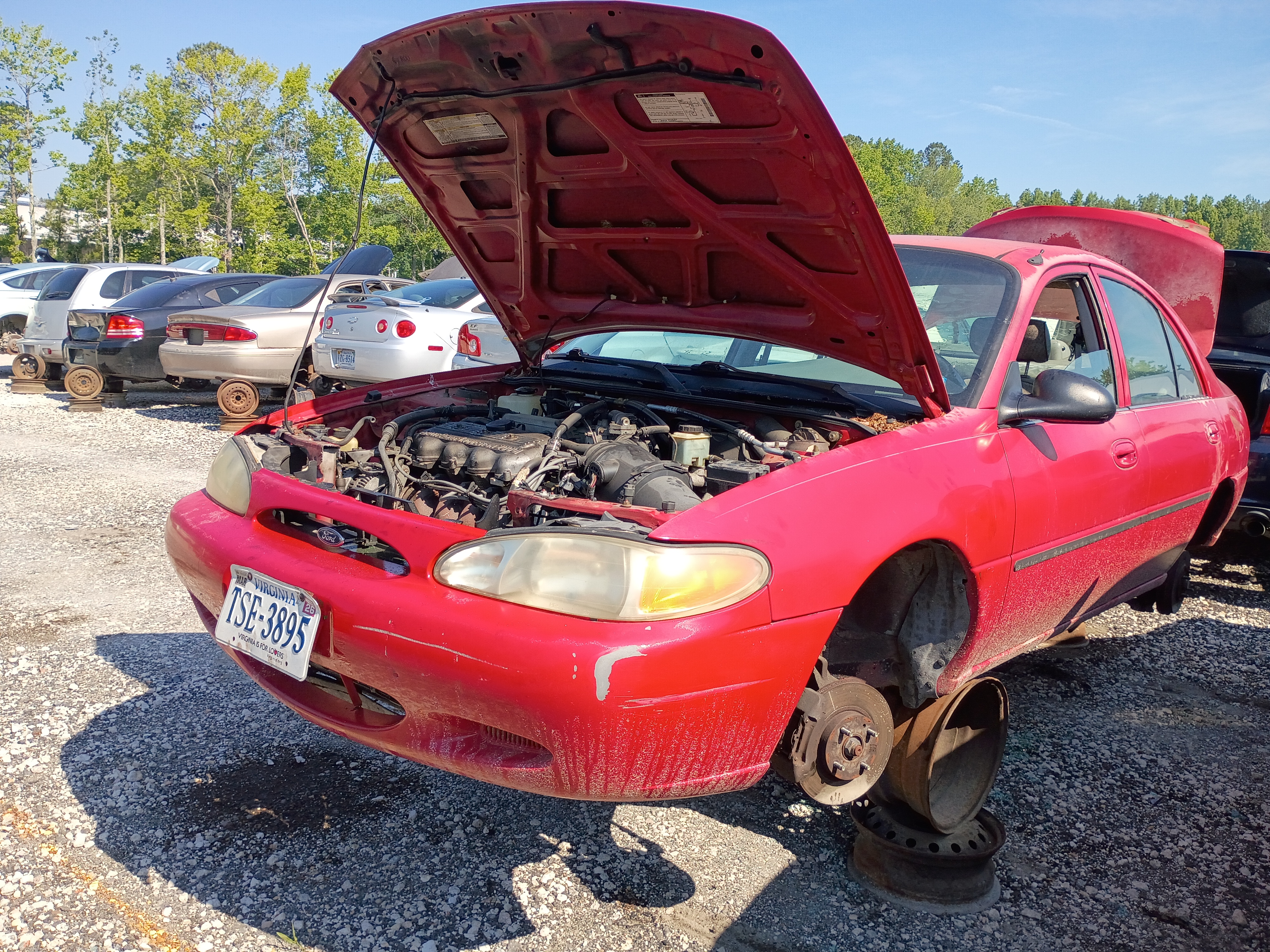 1998 FORD Escort