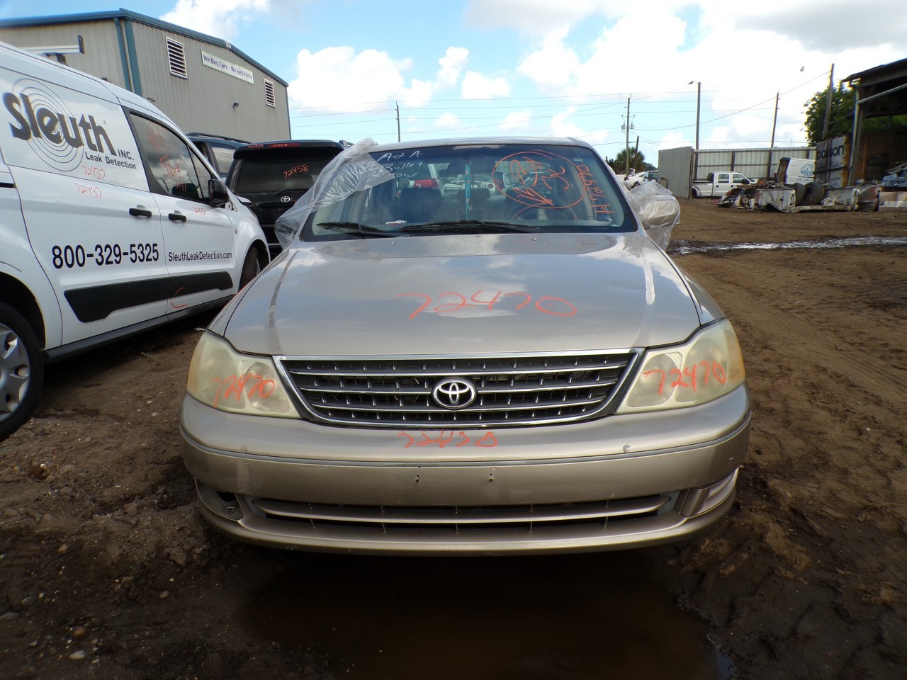 2004 TOYOTA Avalon