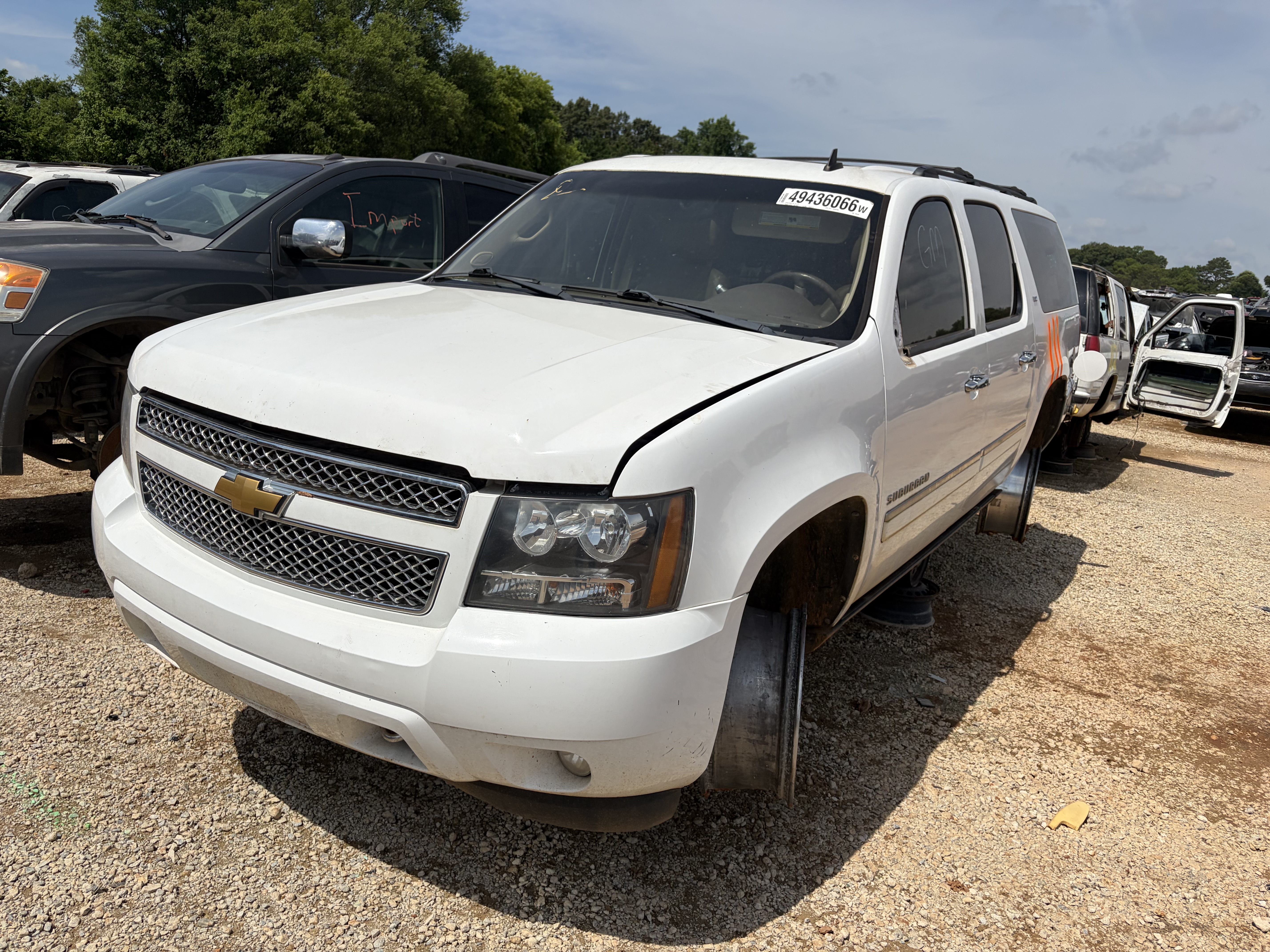 2013 CHEVROLET Suburban