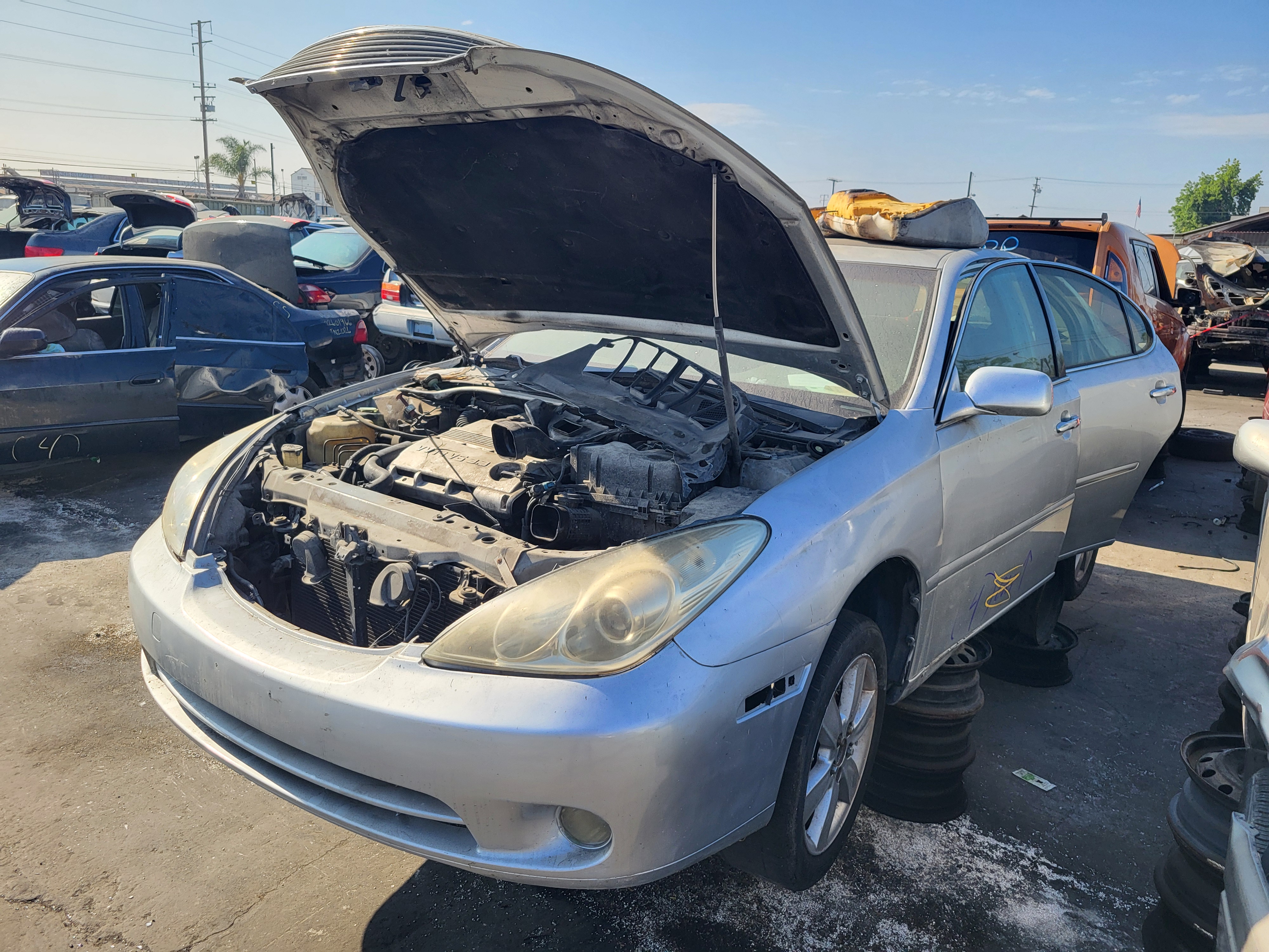 2005 LEXUS ES
