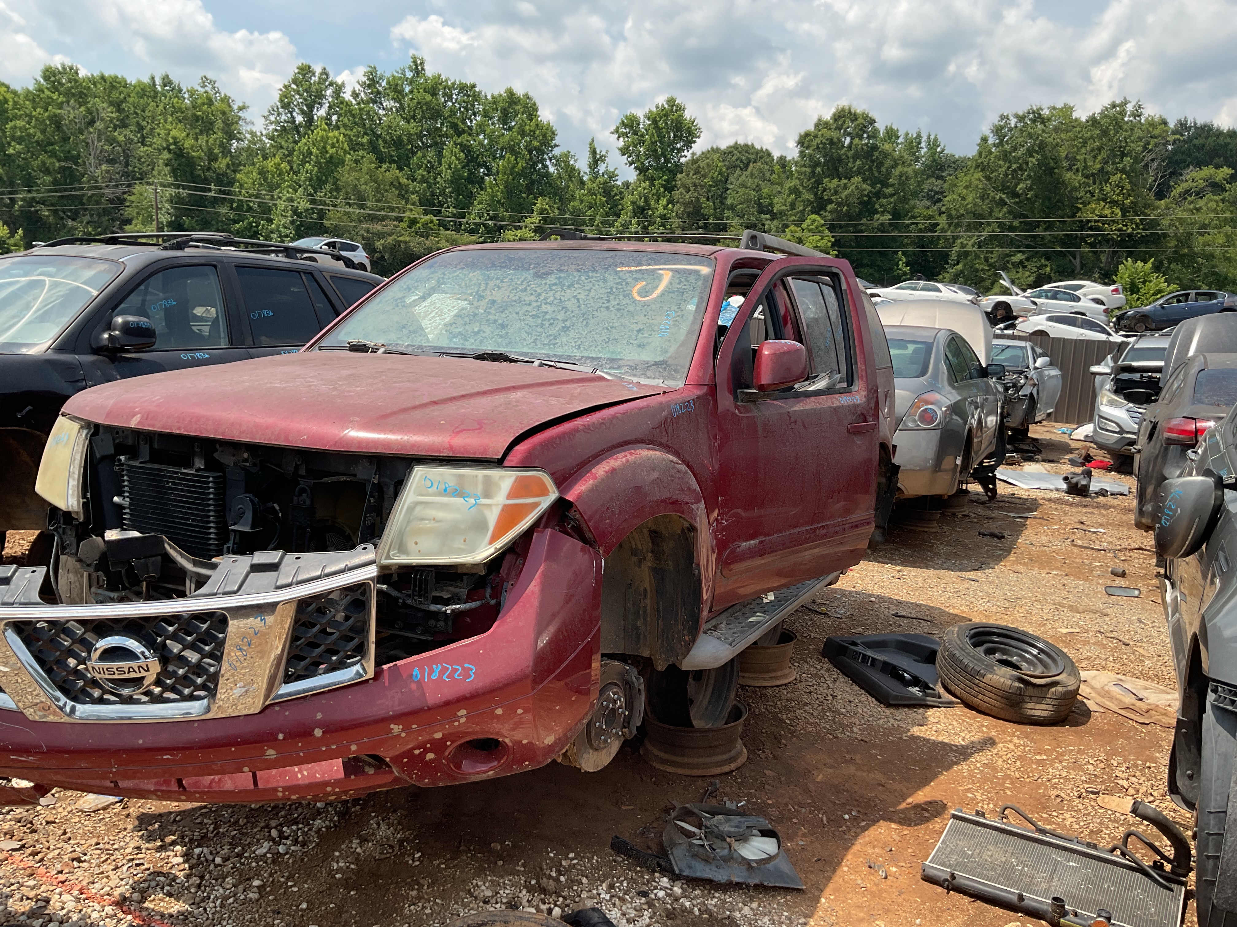 2005 NISSAN Pathfinder