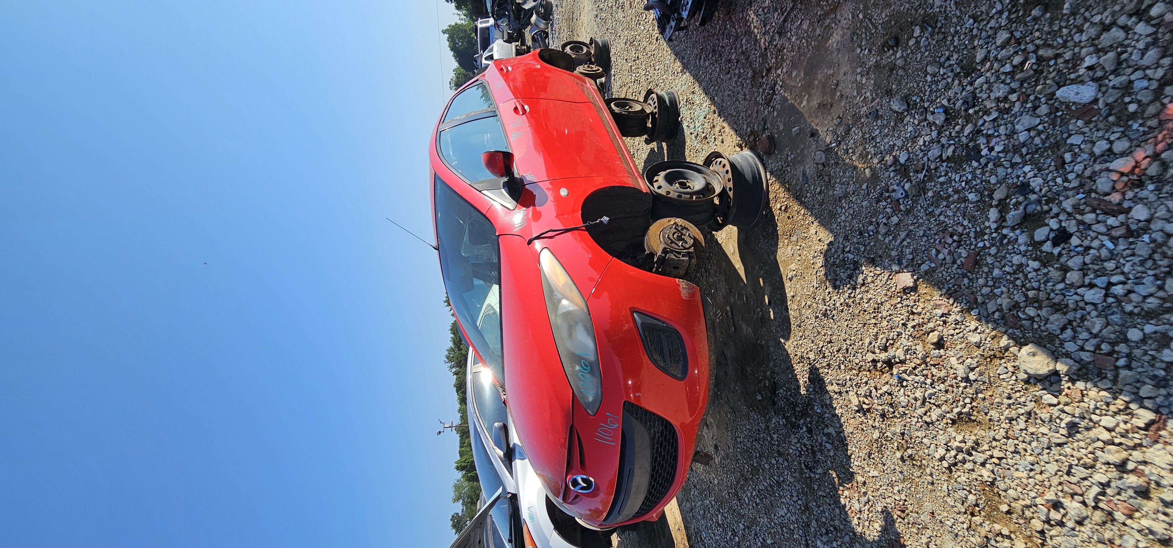2014 MAZDA Mazda2