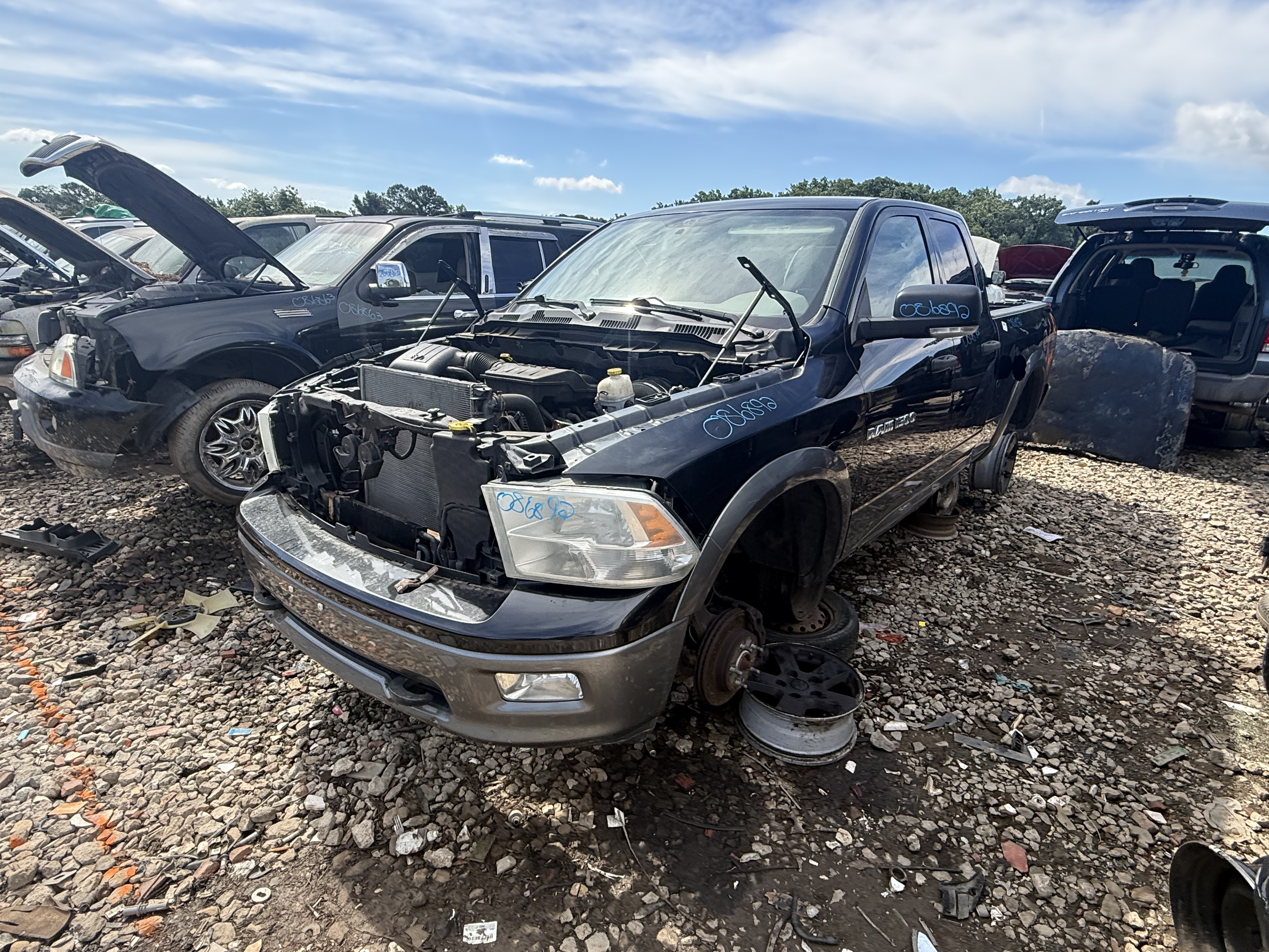 2011 DODGE Ram