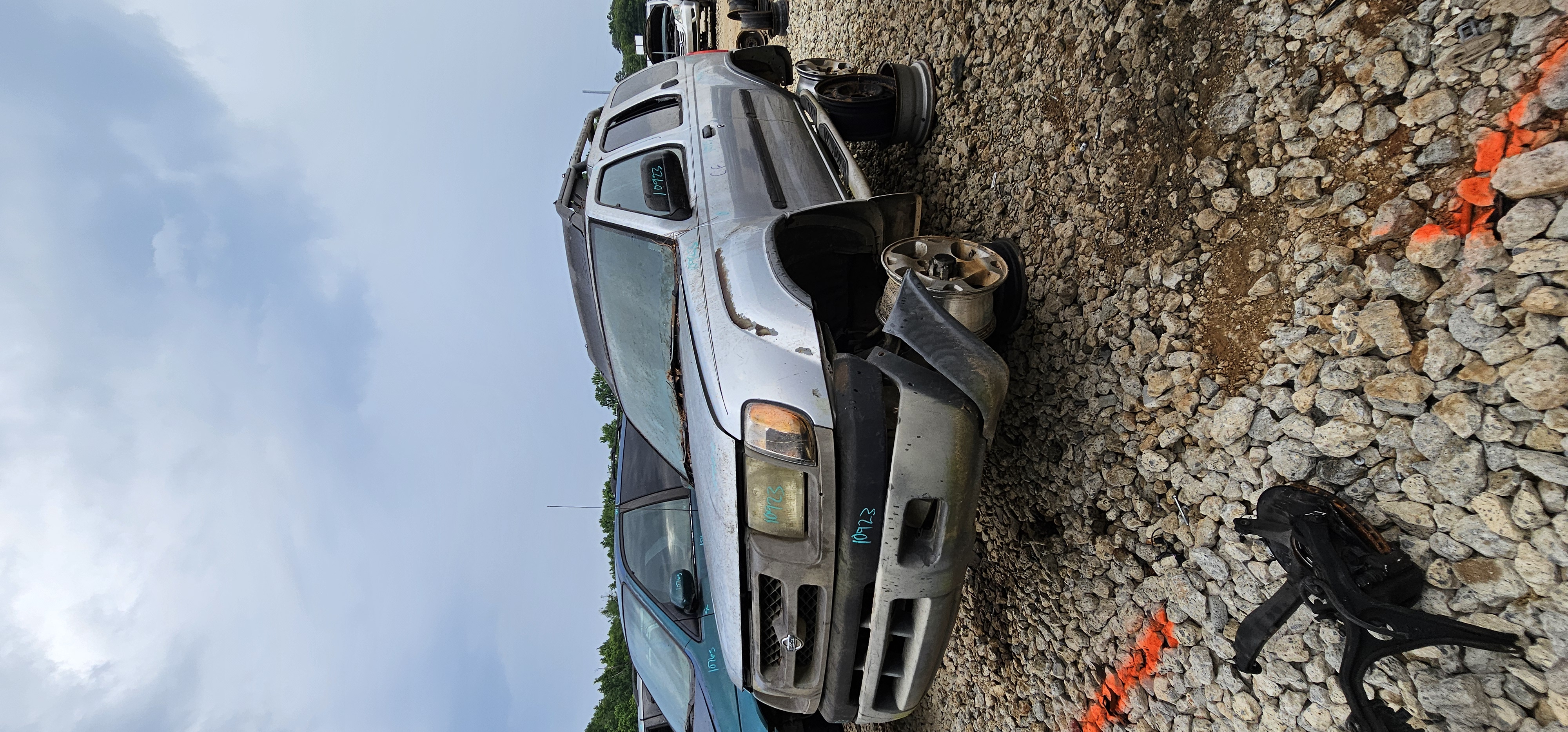 2001 NISSAN Xterra