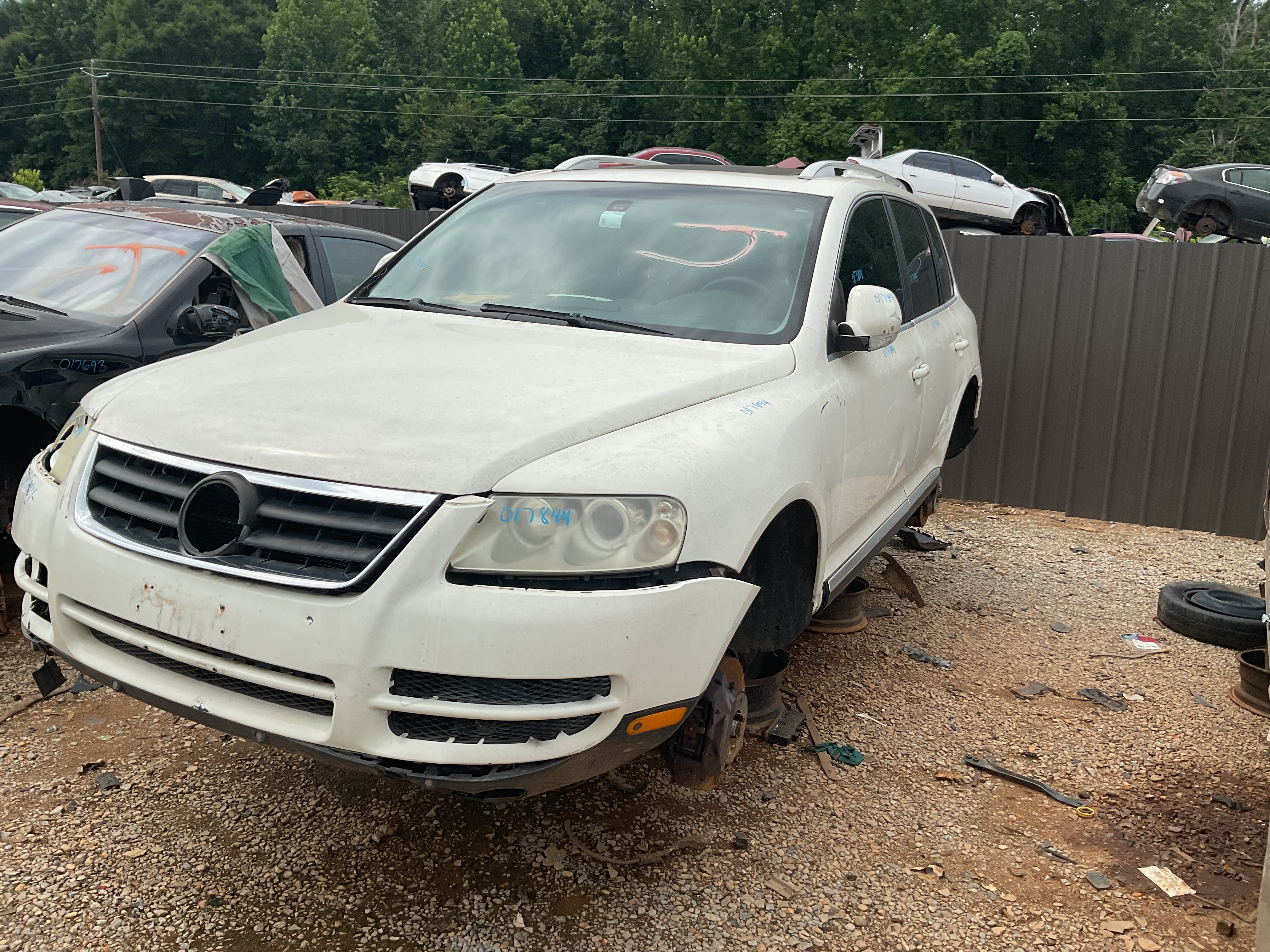 2007 VOLKSWAGEN Touareg