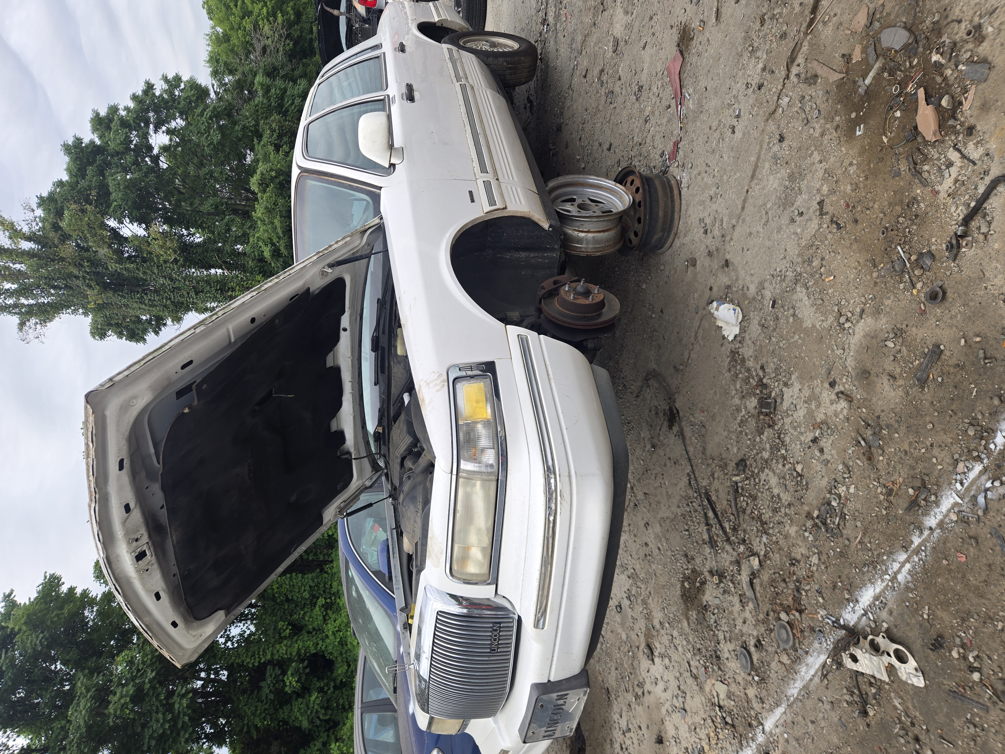 1995 LINCOLN Town Car