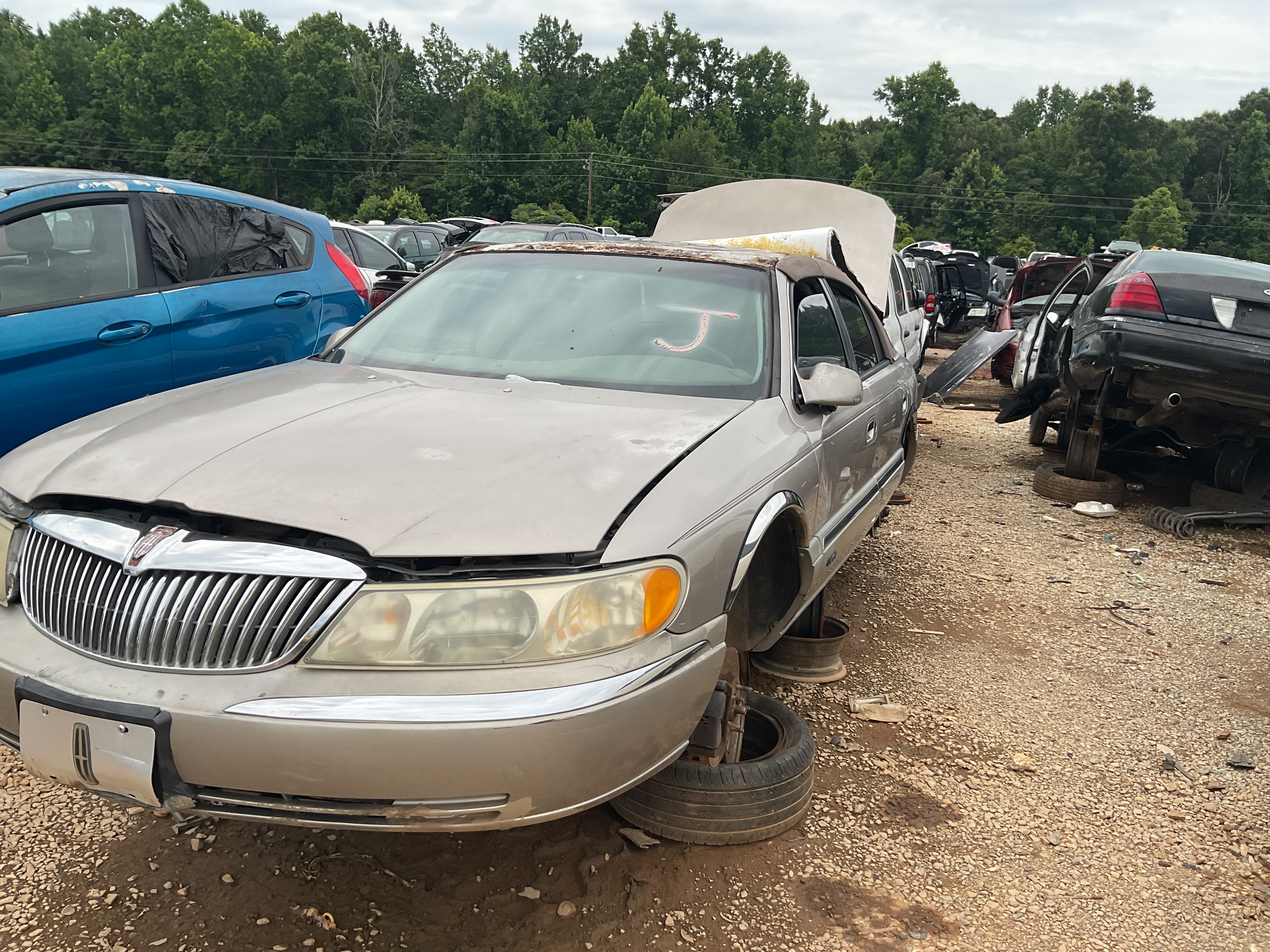 1999 LINCOLN Continental