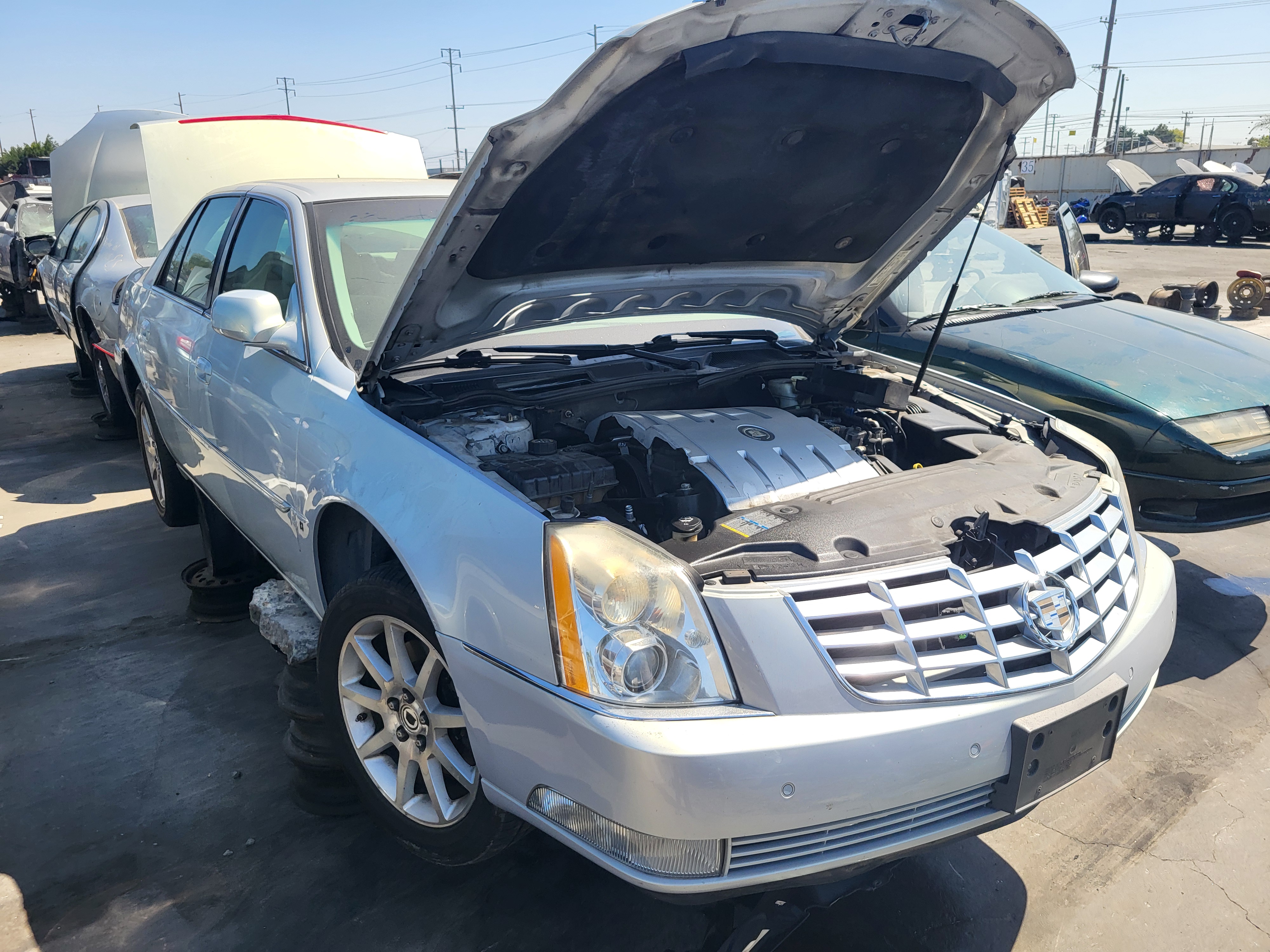 2006 CADILLAC Dts