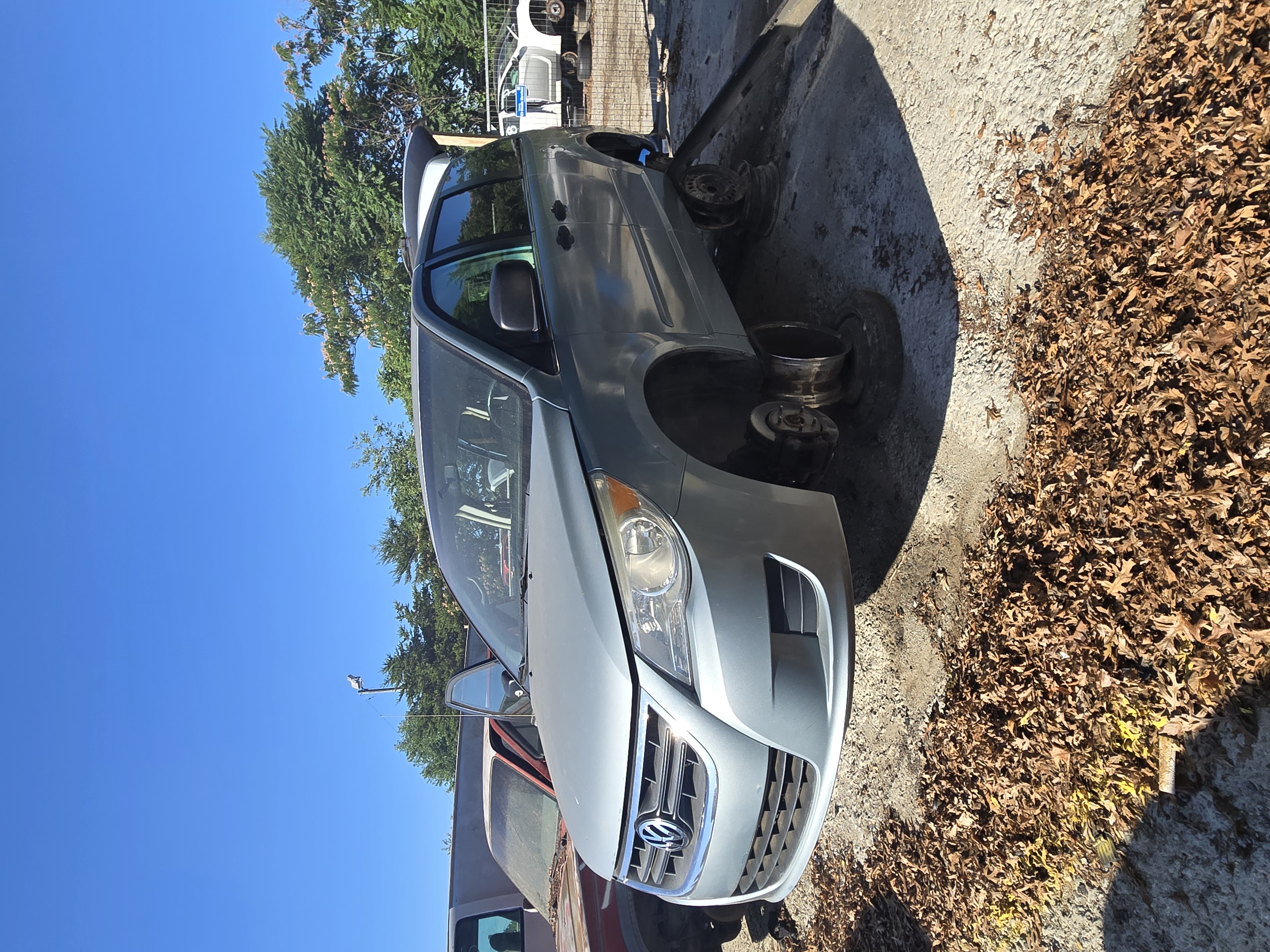 2009 VOLKSWAGEN Routan