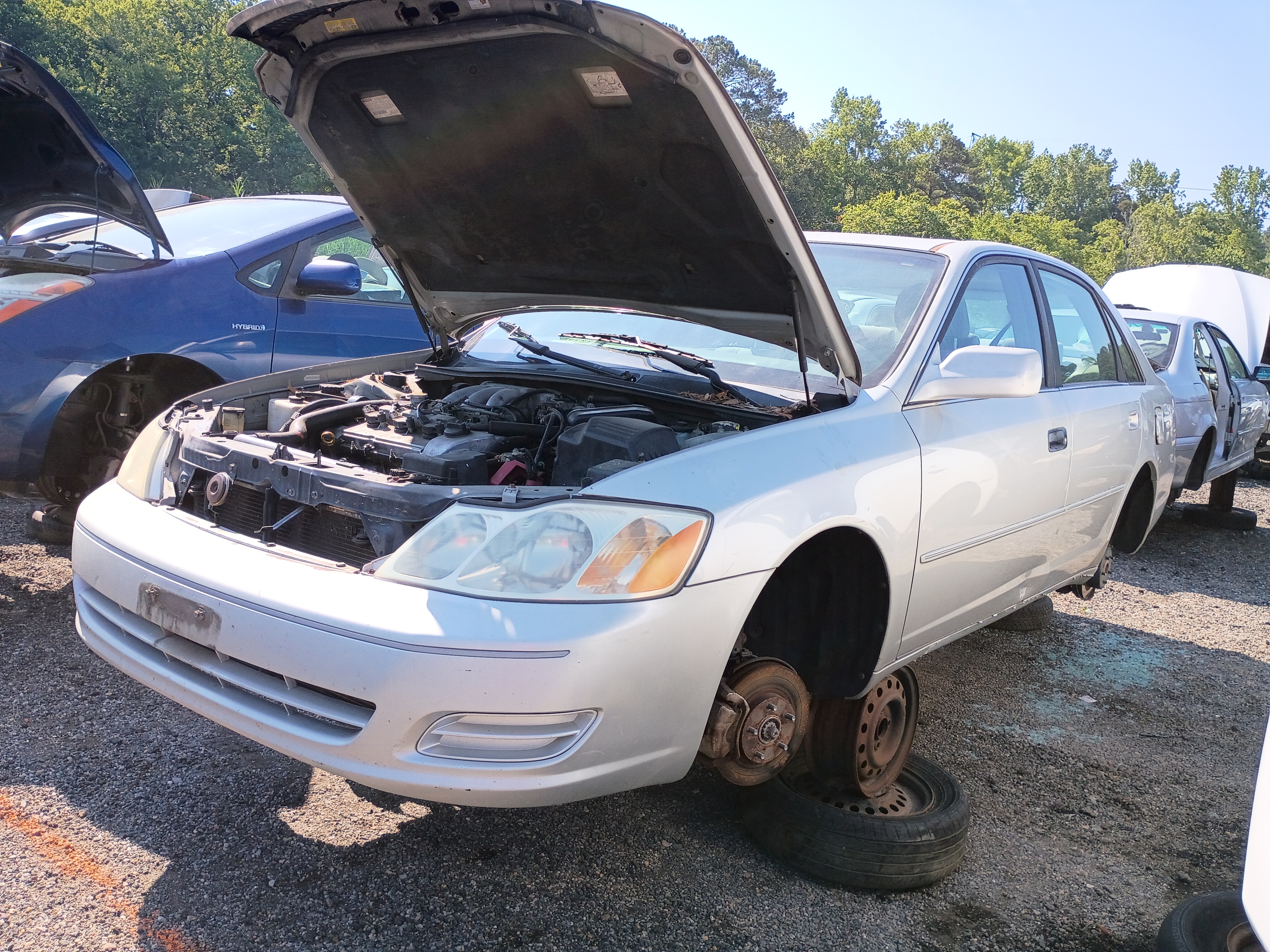 2000 TOYOTA Avalon