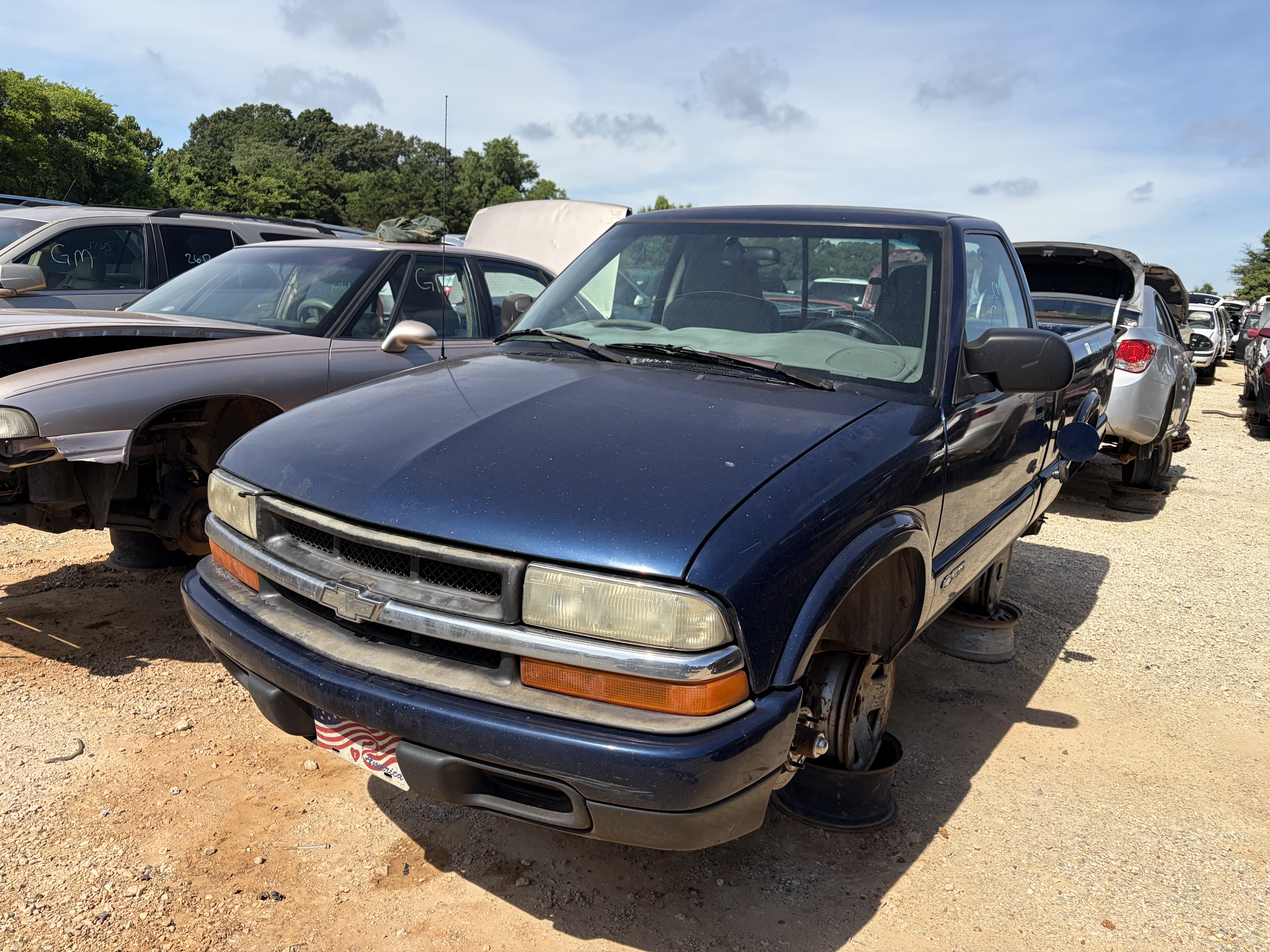 2003 CHEVROLET S-10 Pickup