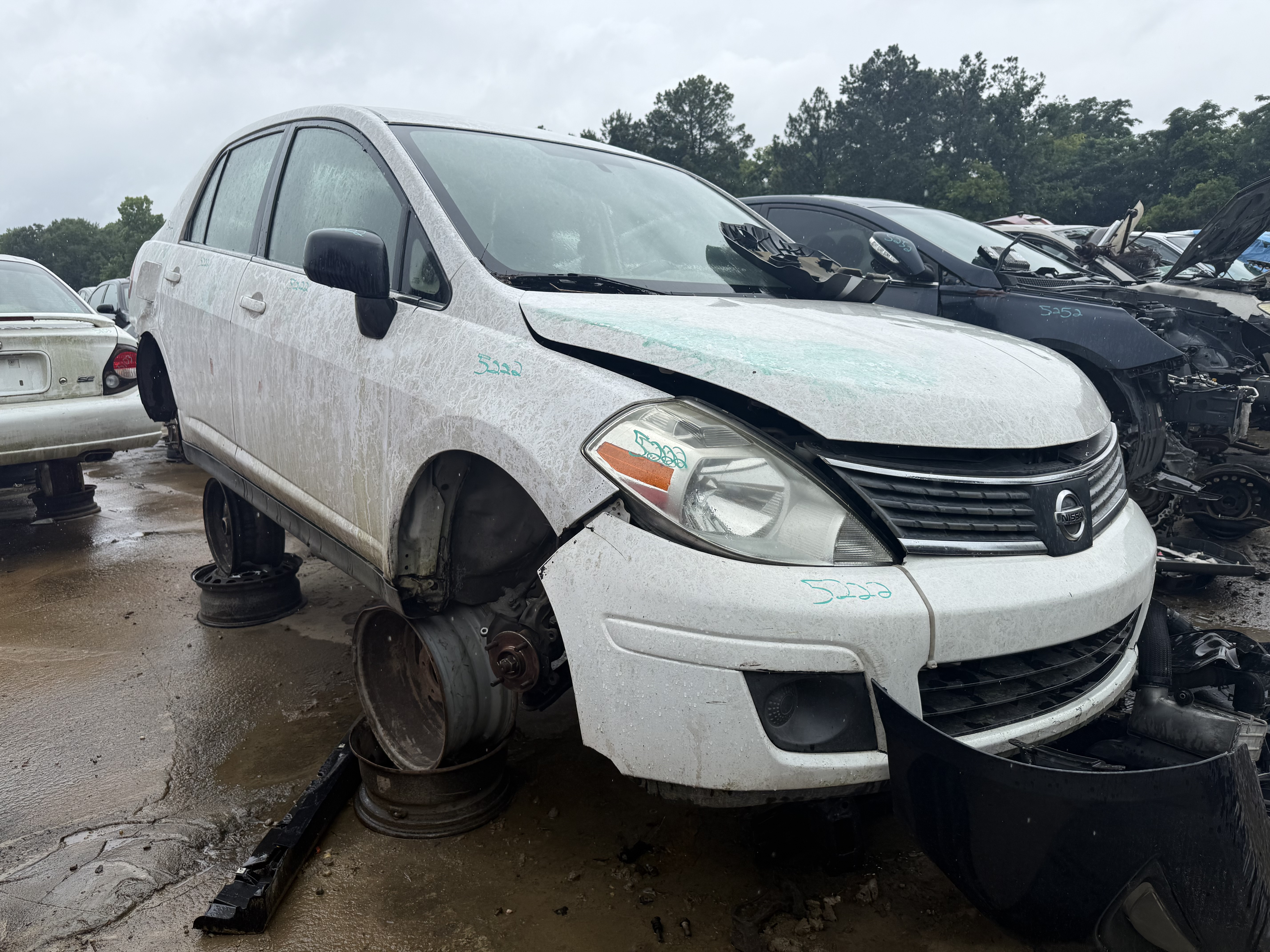 2009 NISSAN Versa