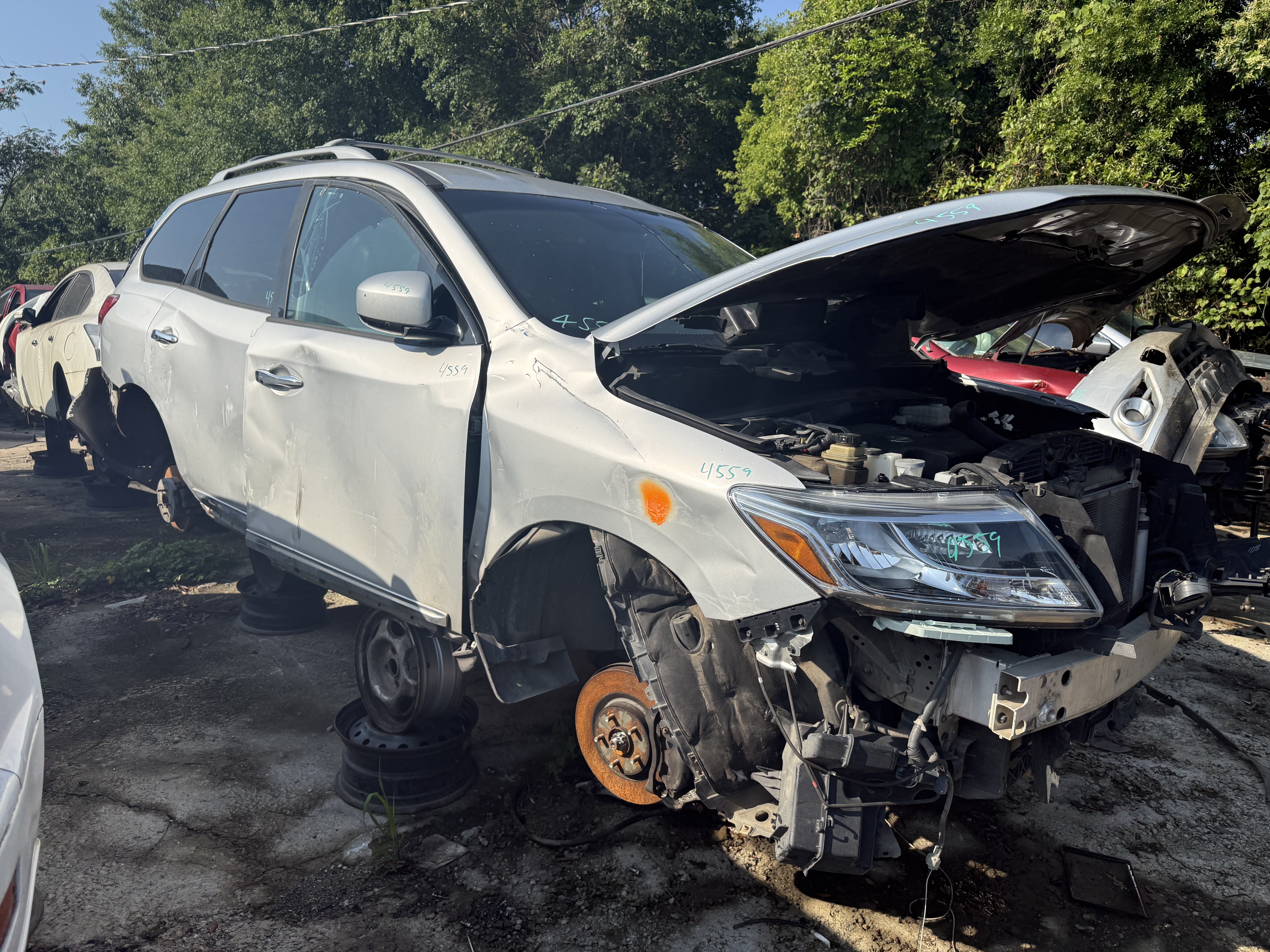 2013 NISSAN Pathfinder