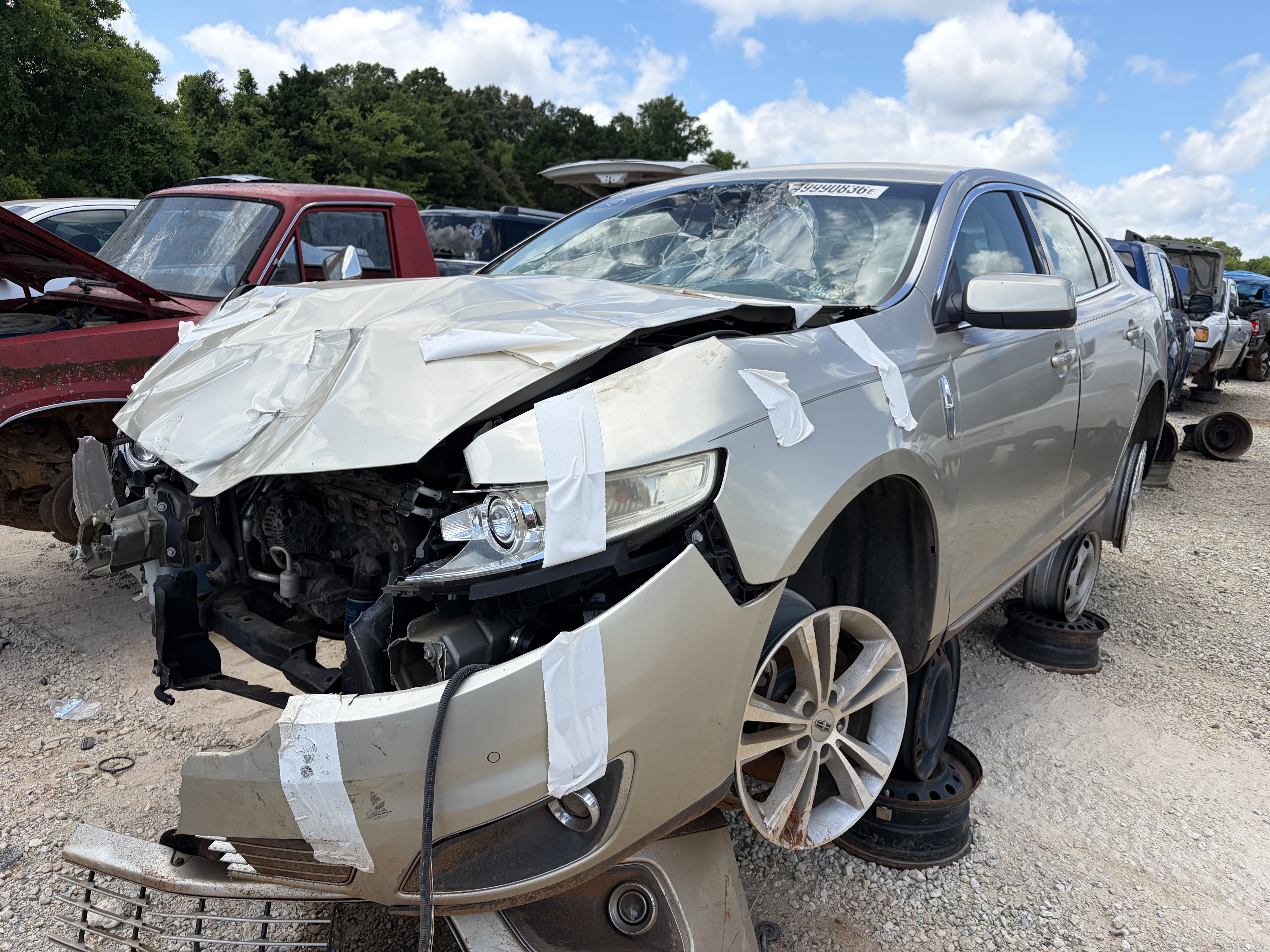 2011 LINCOLN Mks