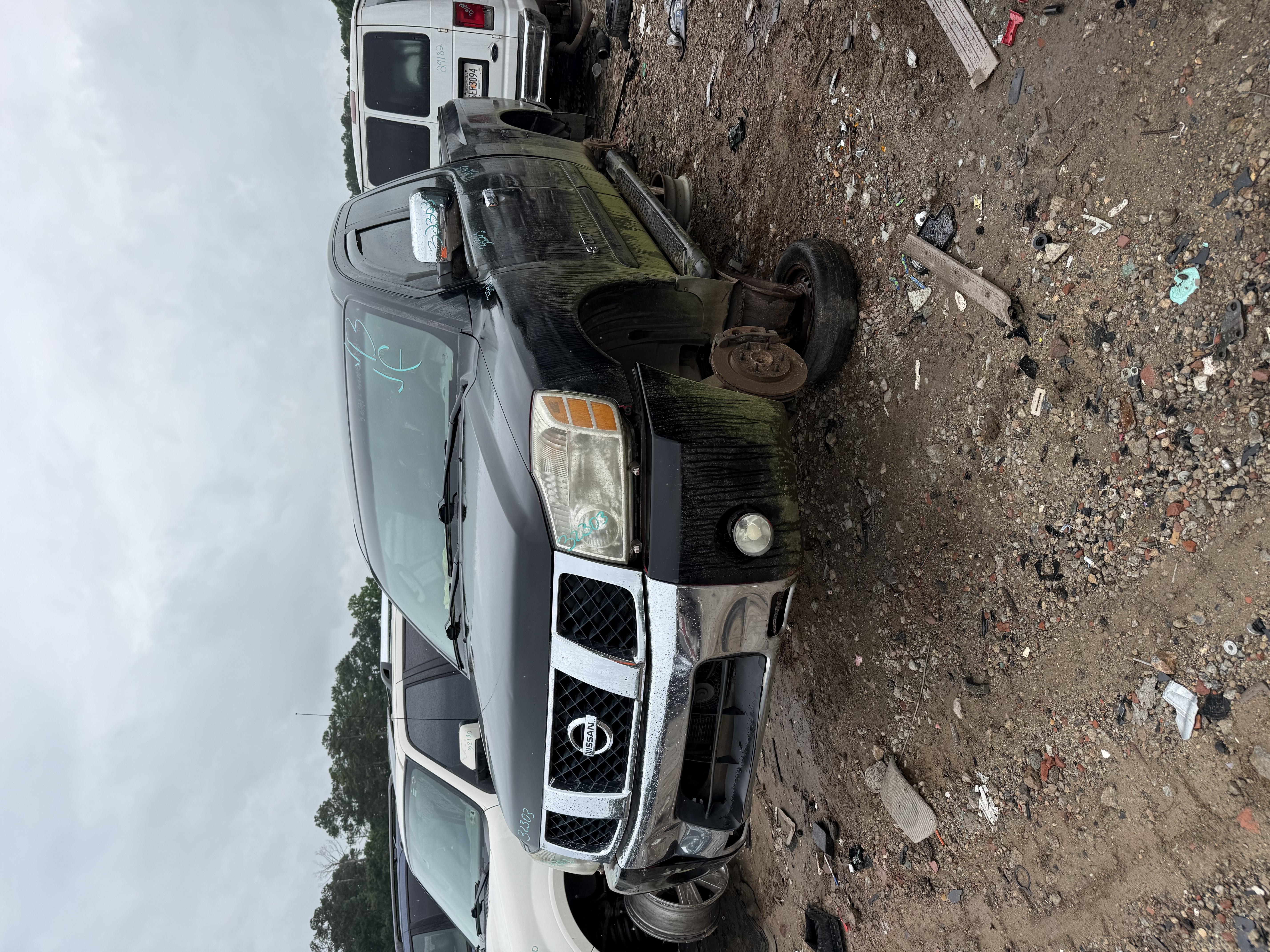 2005 NISSAN Titan