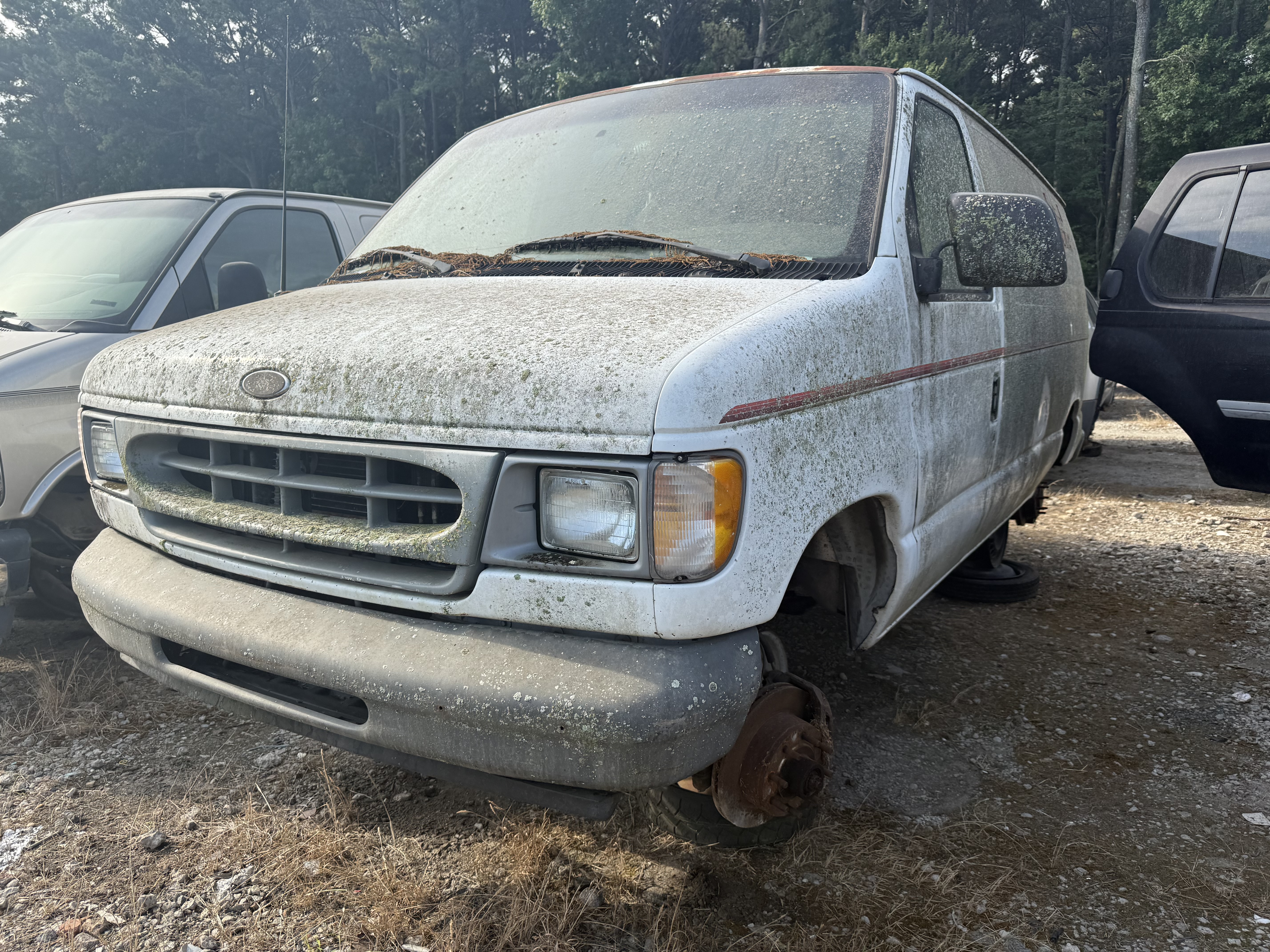 2000 FORD E-250