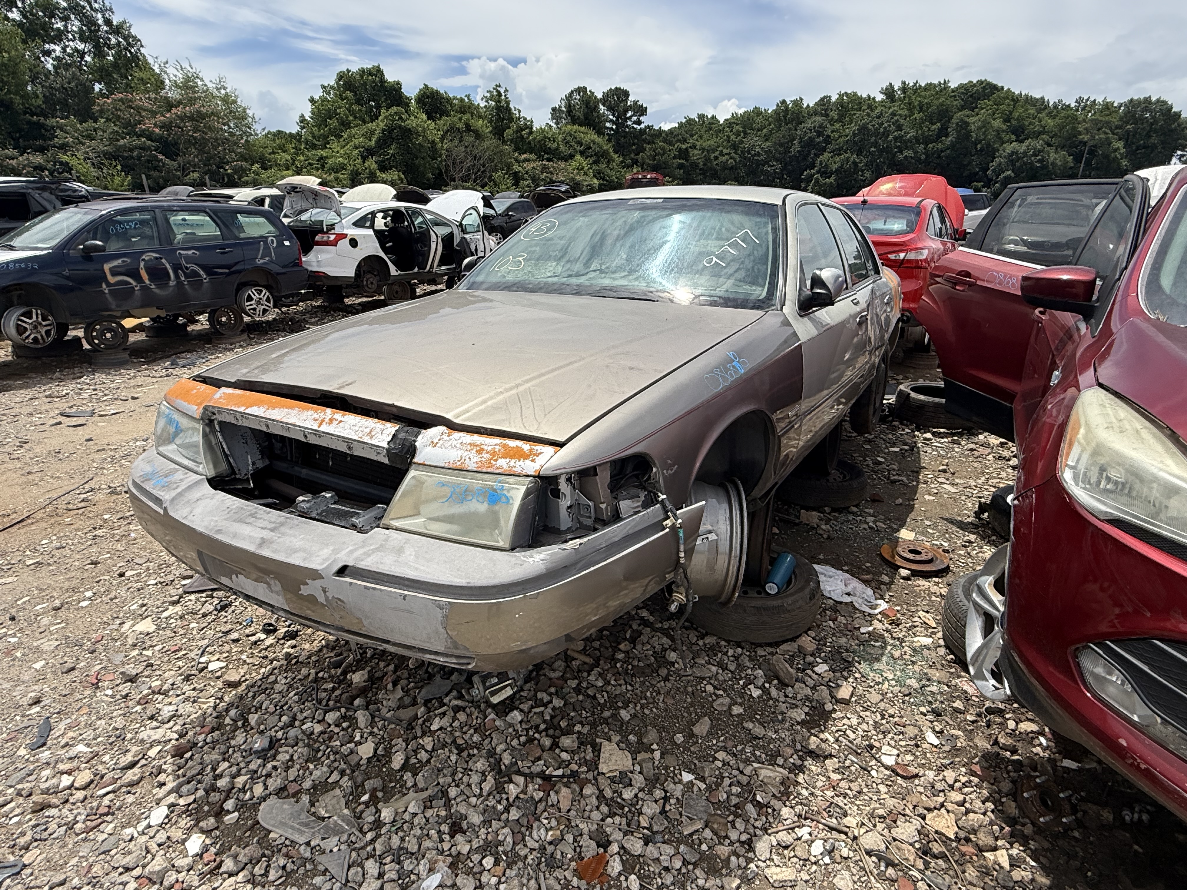 2004 MERCURY Grand Marquis