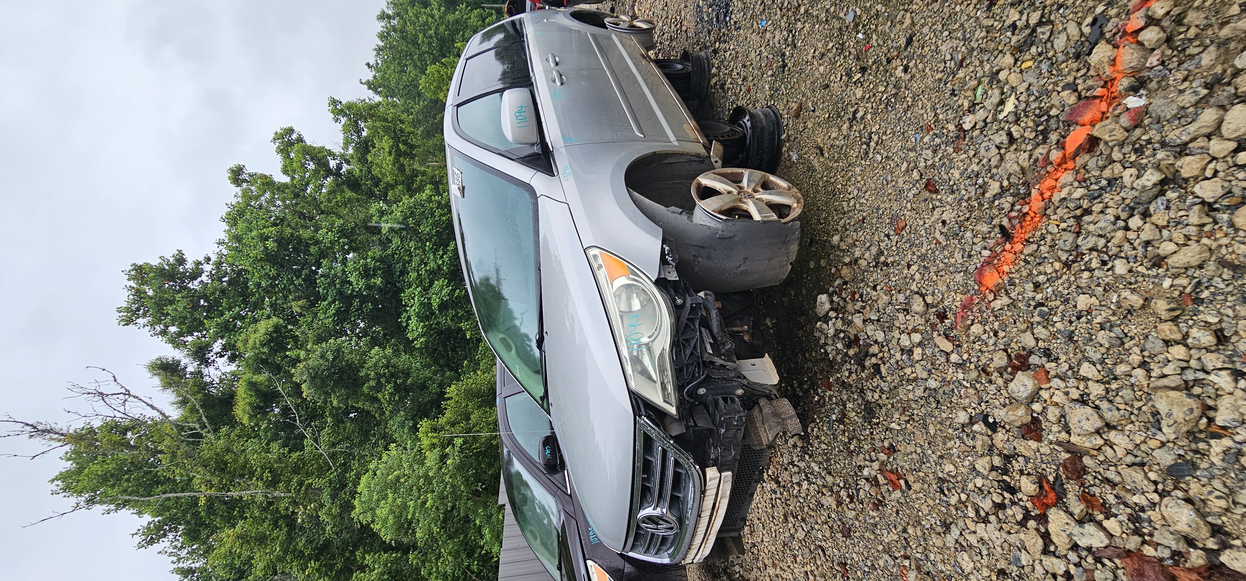 2010 VOLKSWAGEN Routan