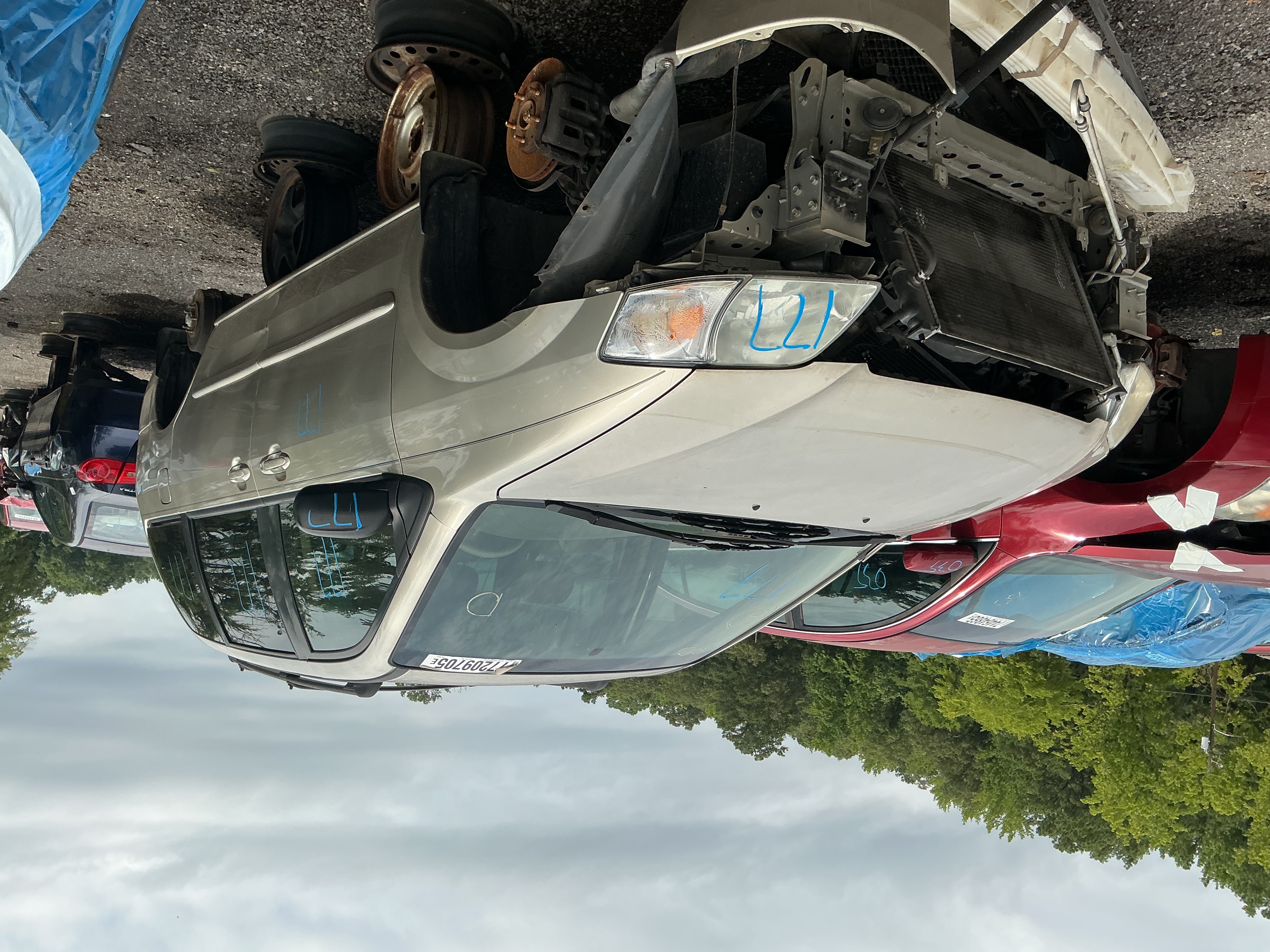 2002 MAZDA Mpv