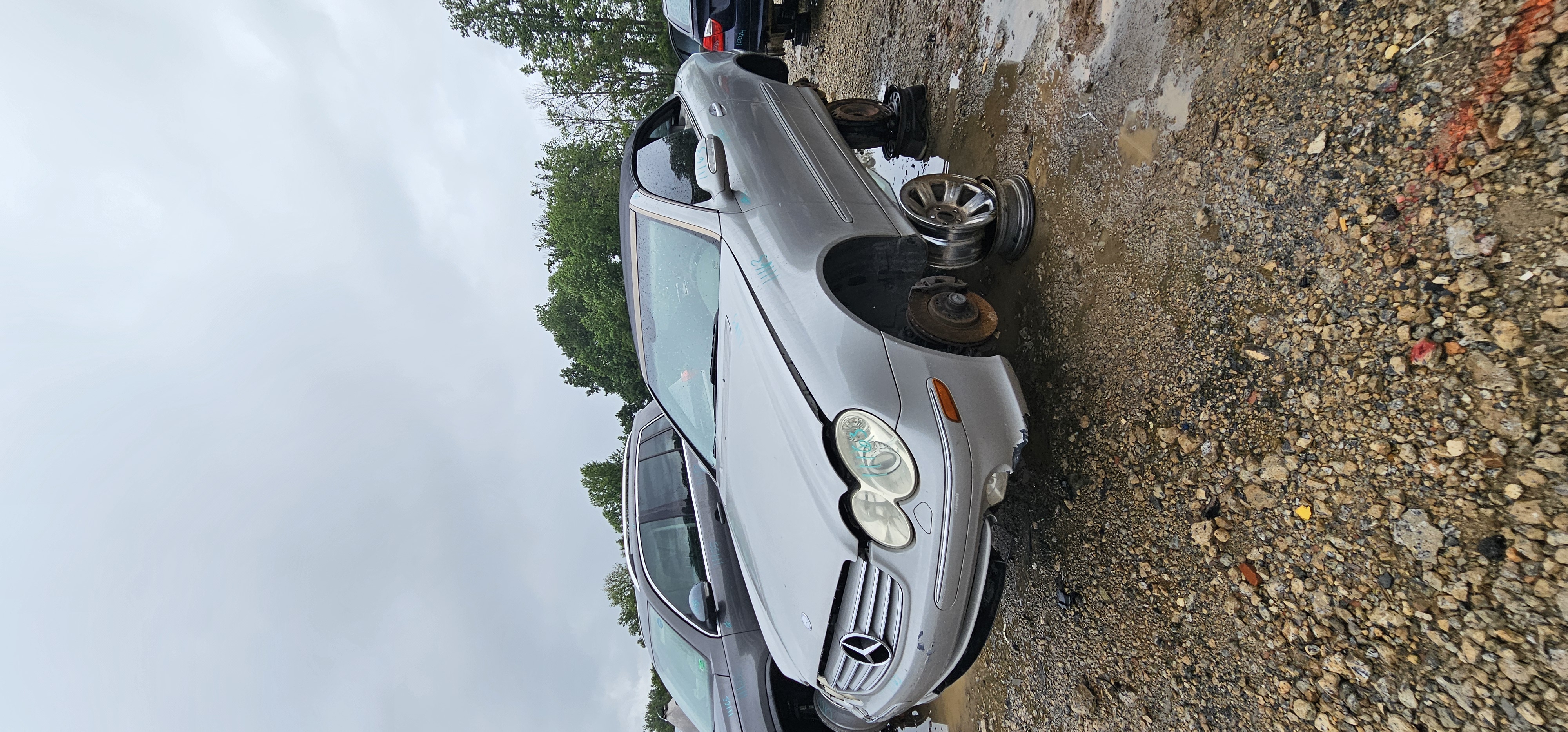 2004 MERCEDES-BENZ Clk-Class