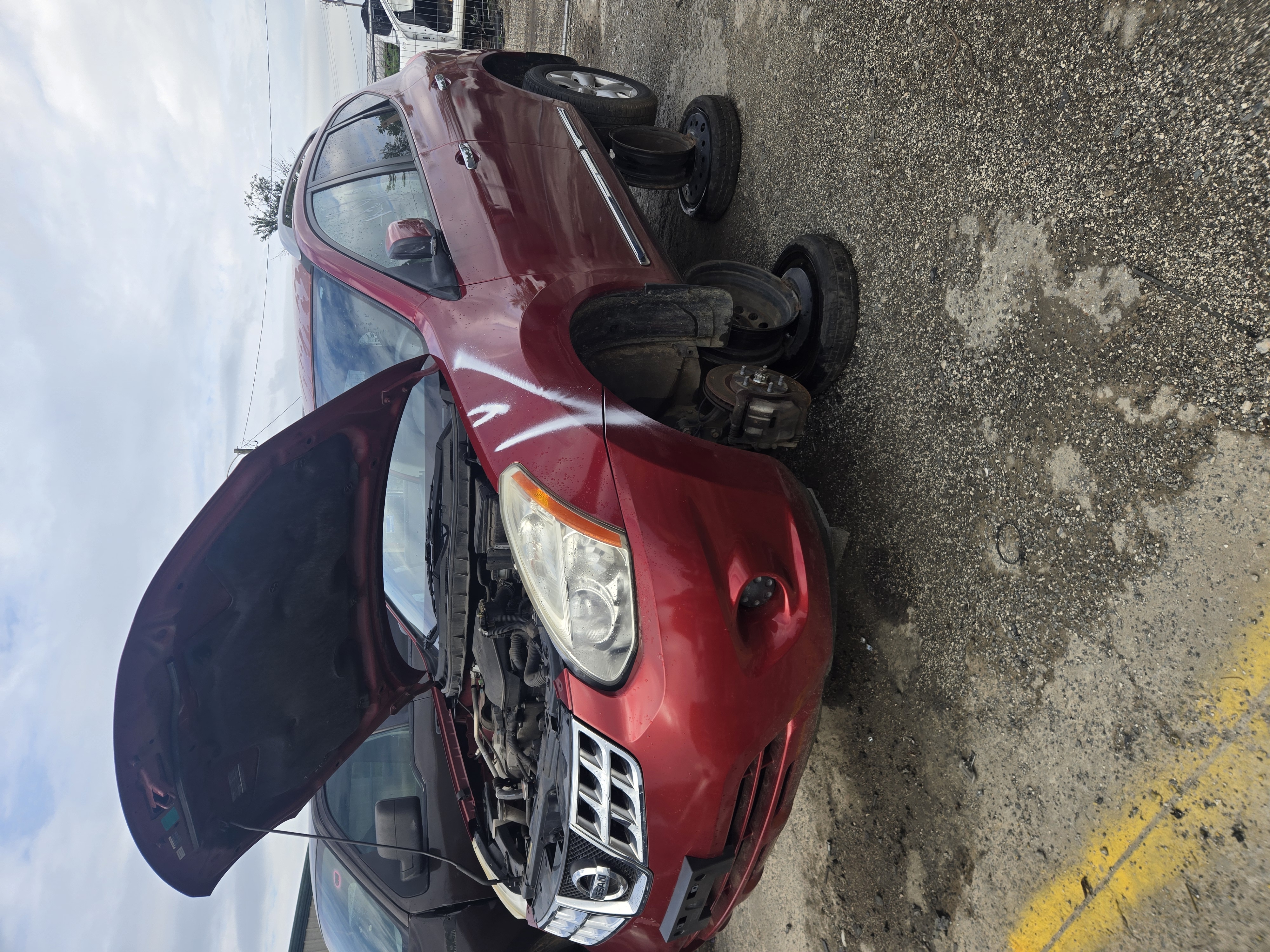 2011 NISSAN Rogue