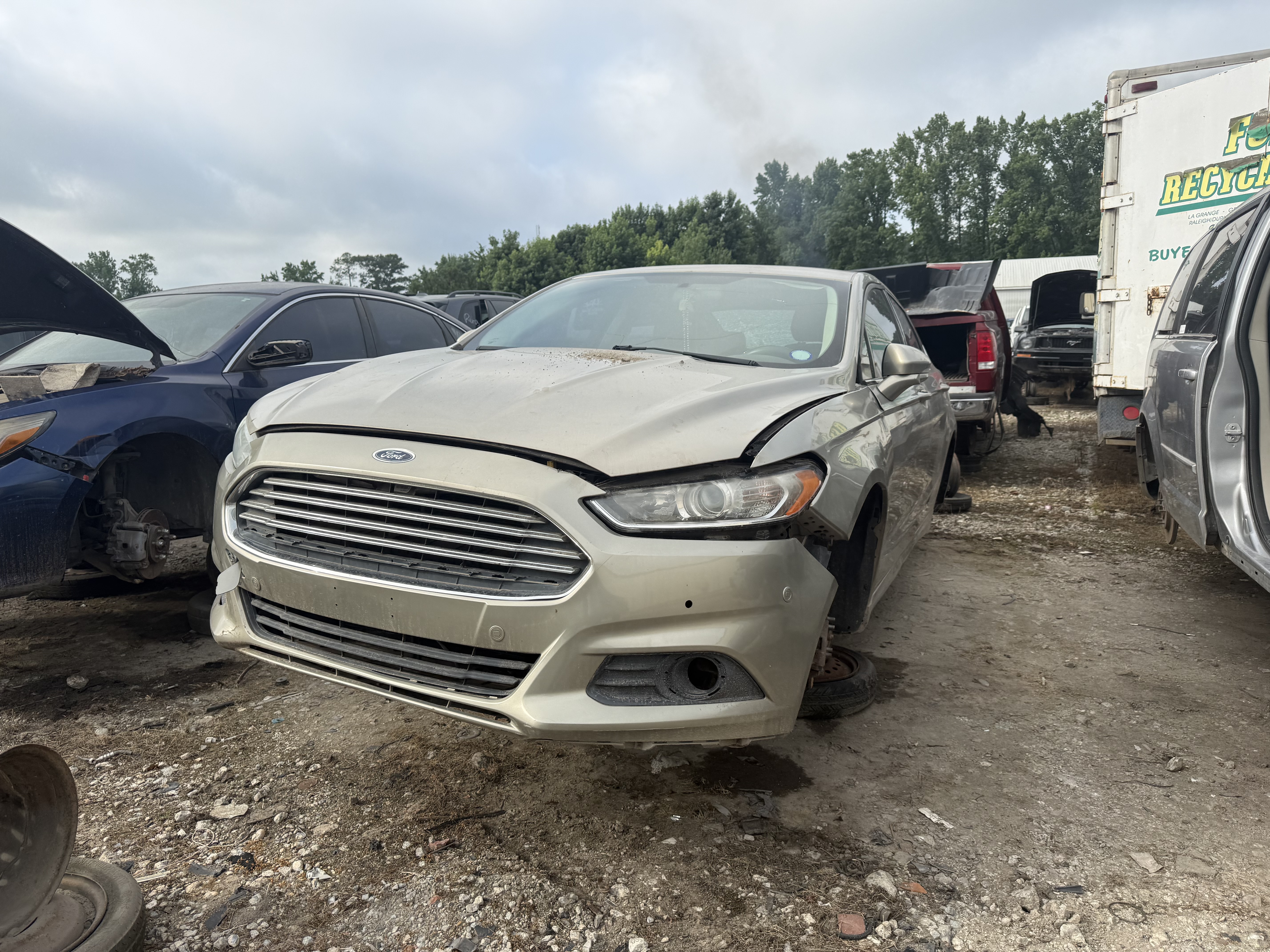 2015 FORD Fusion