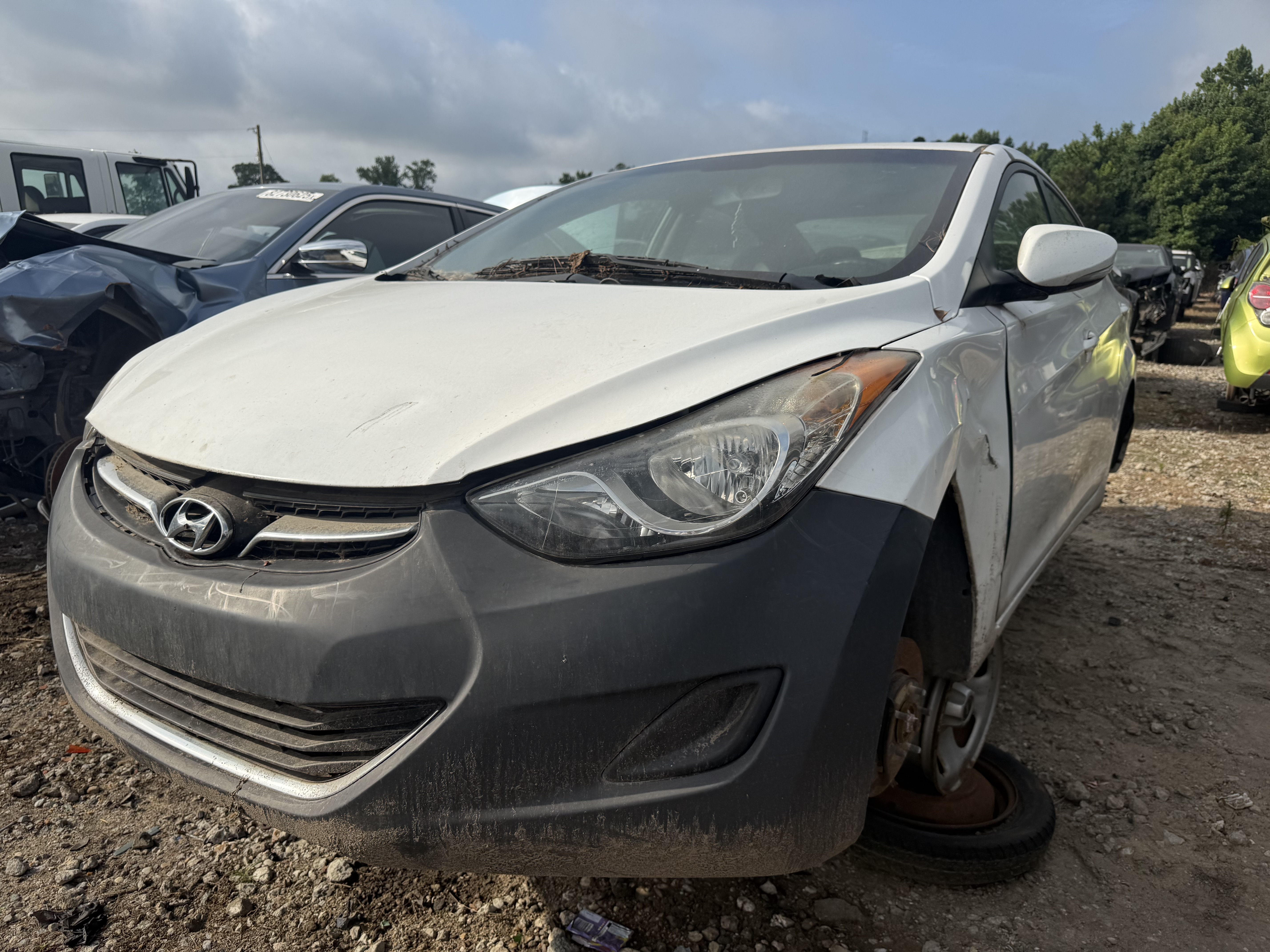 2013 HYUNDAI Elantra
