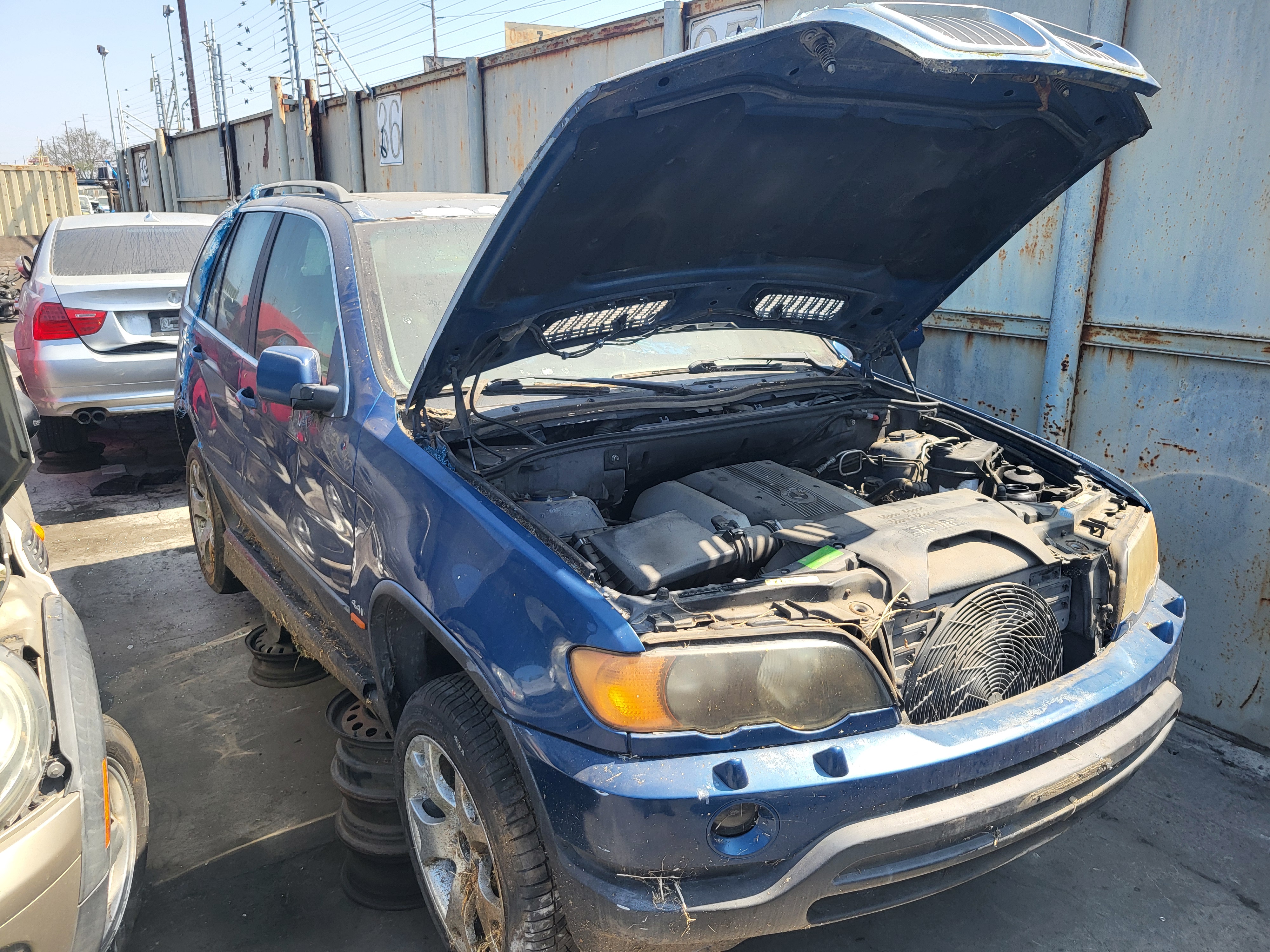 2000 BMW X5