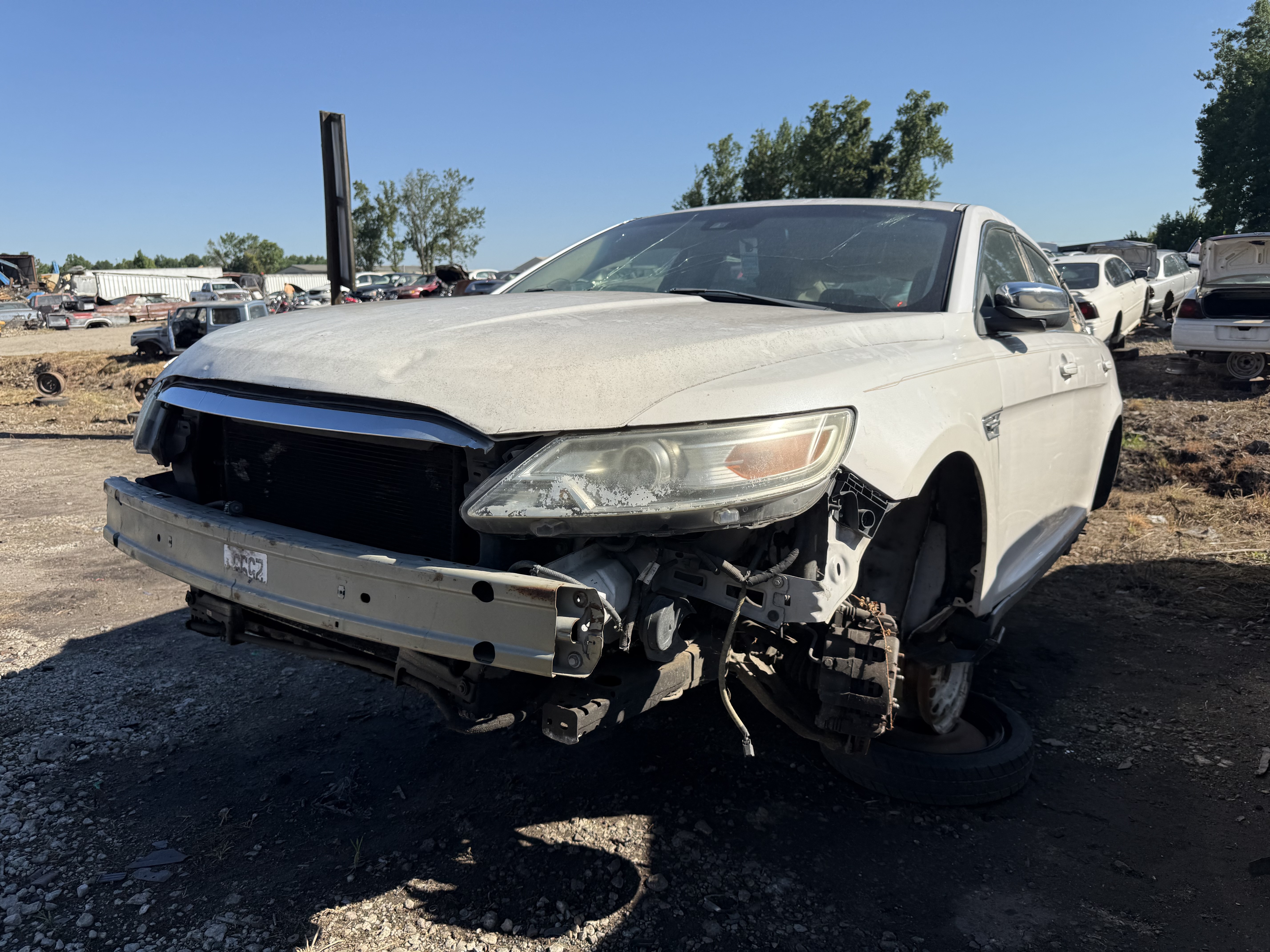 2011 FORD Taurus
