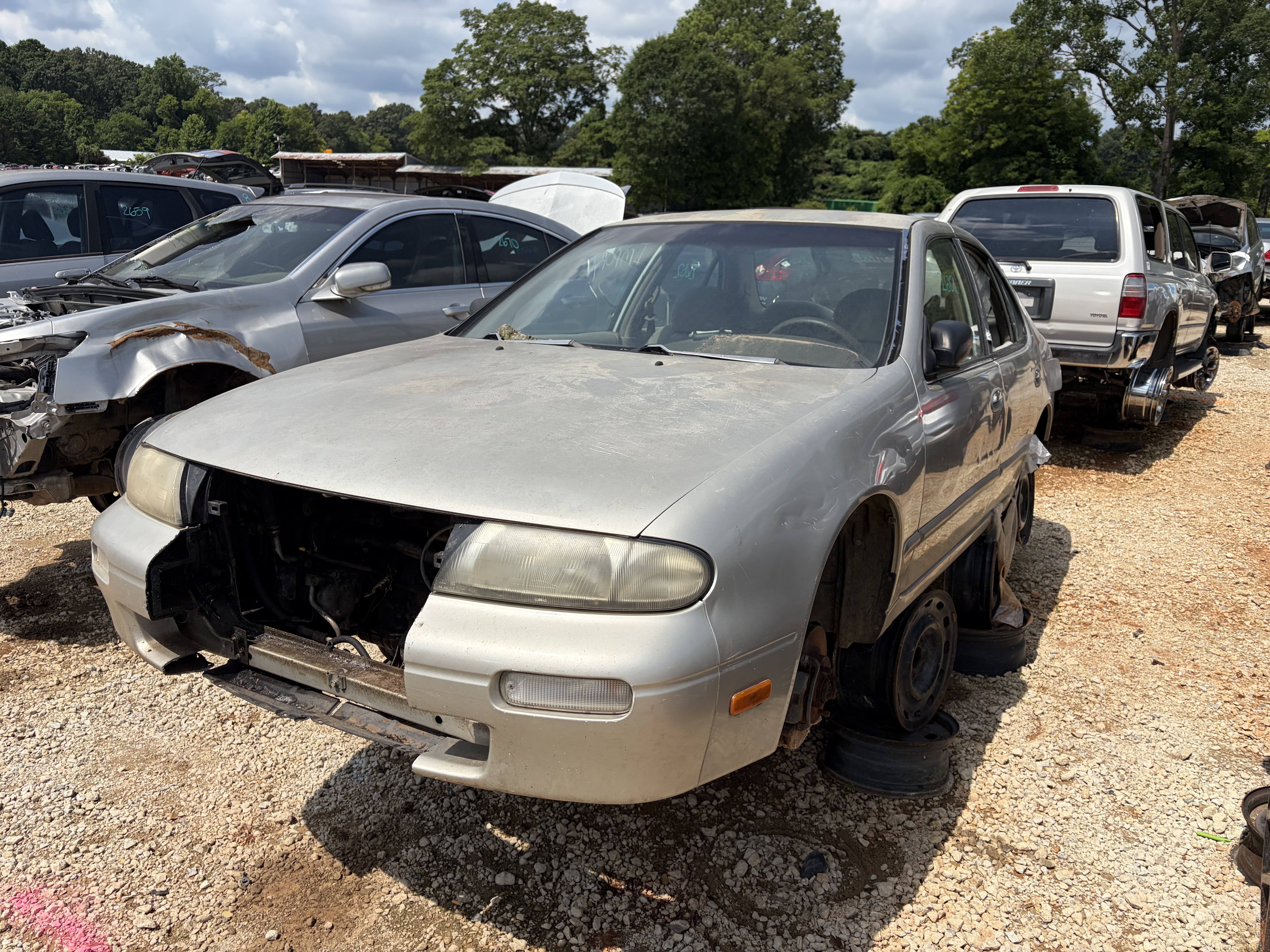 1997 NISSAN Altima