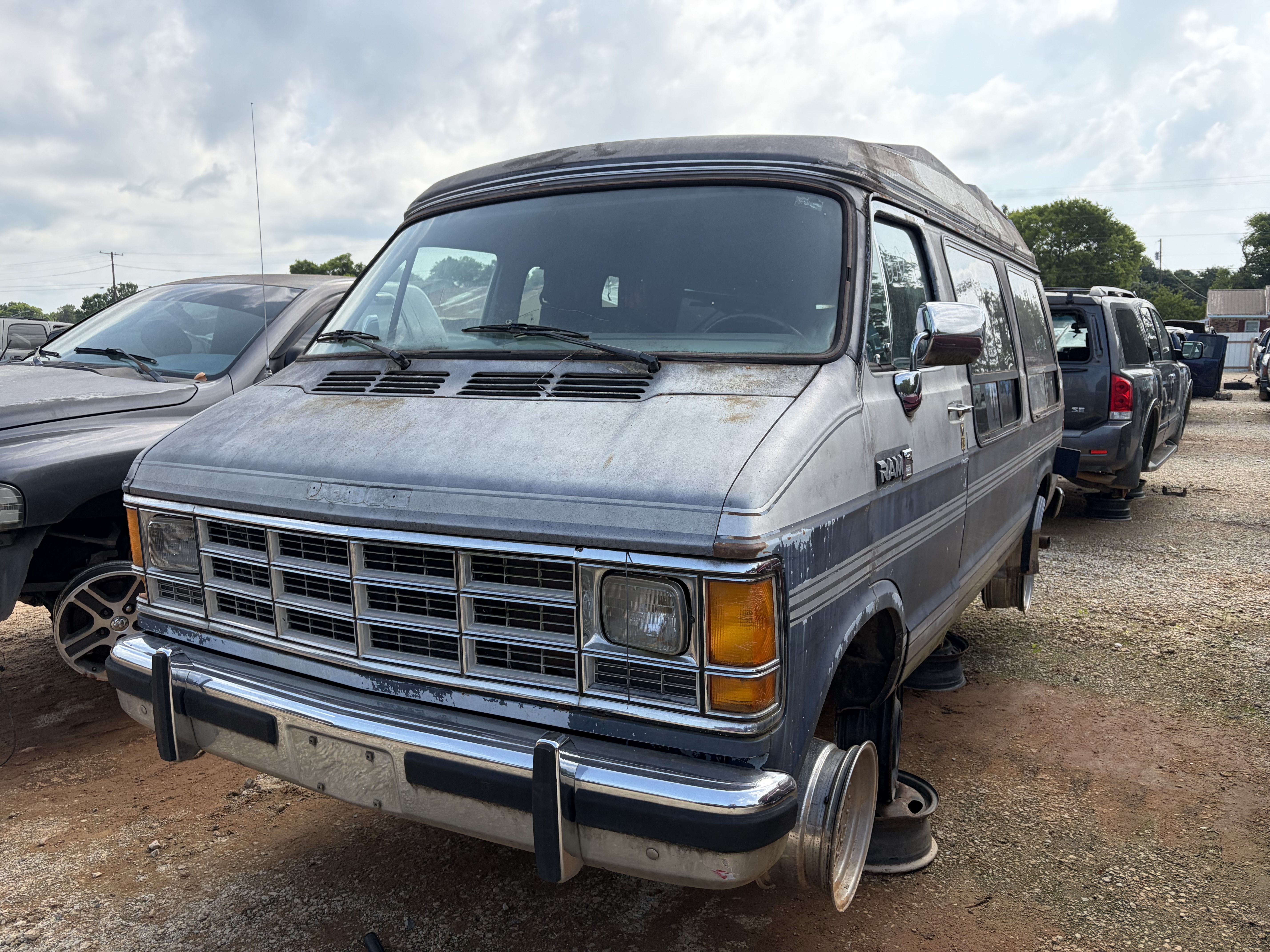 1988 DODGE Ram Van