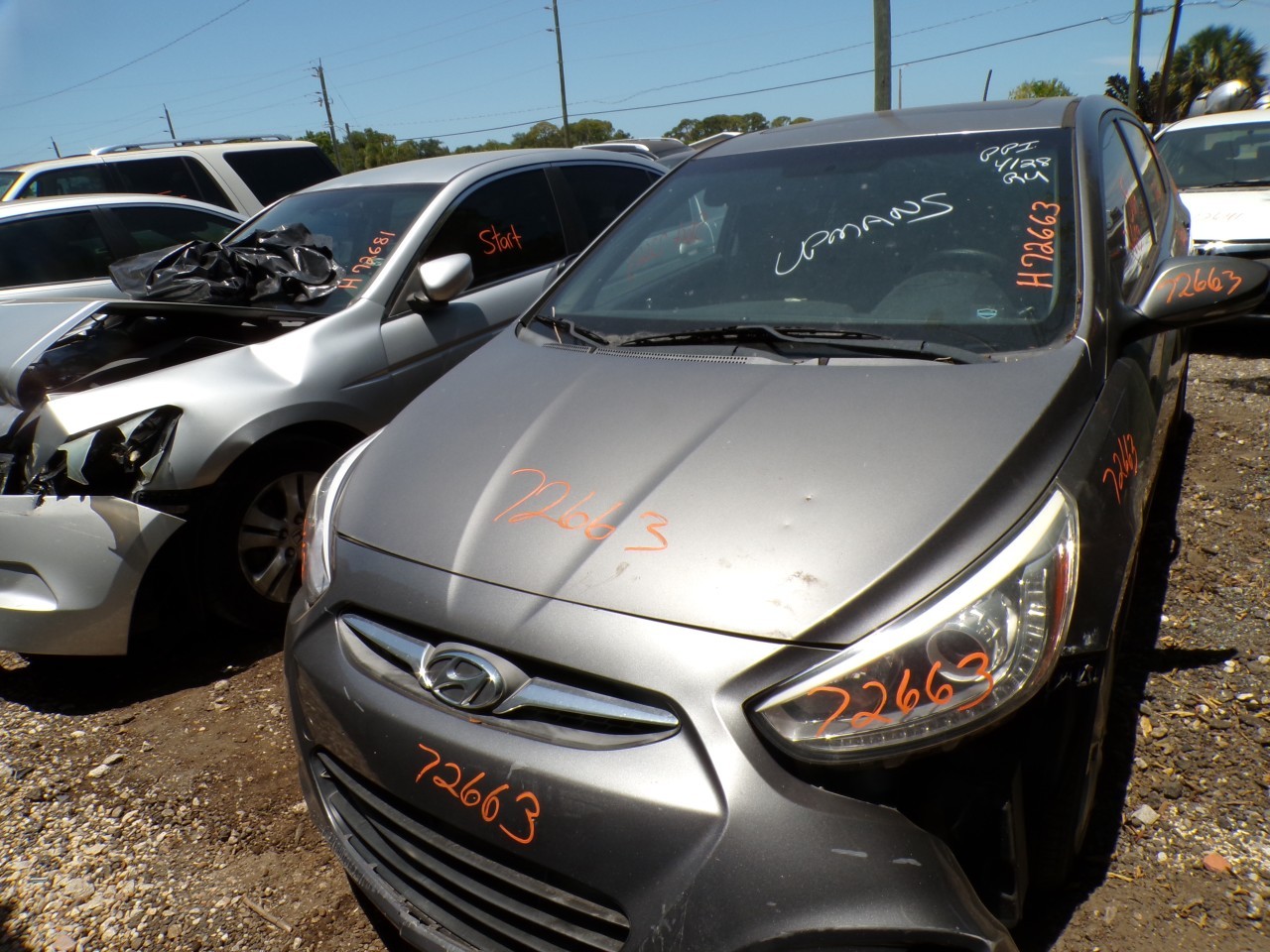 2014 HYUNDAI Accent