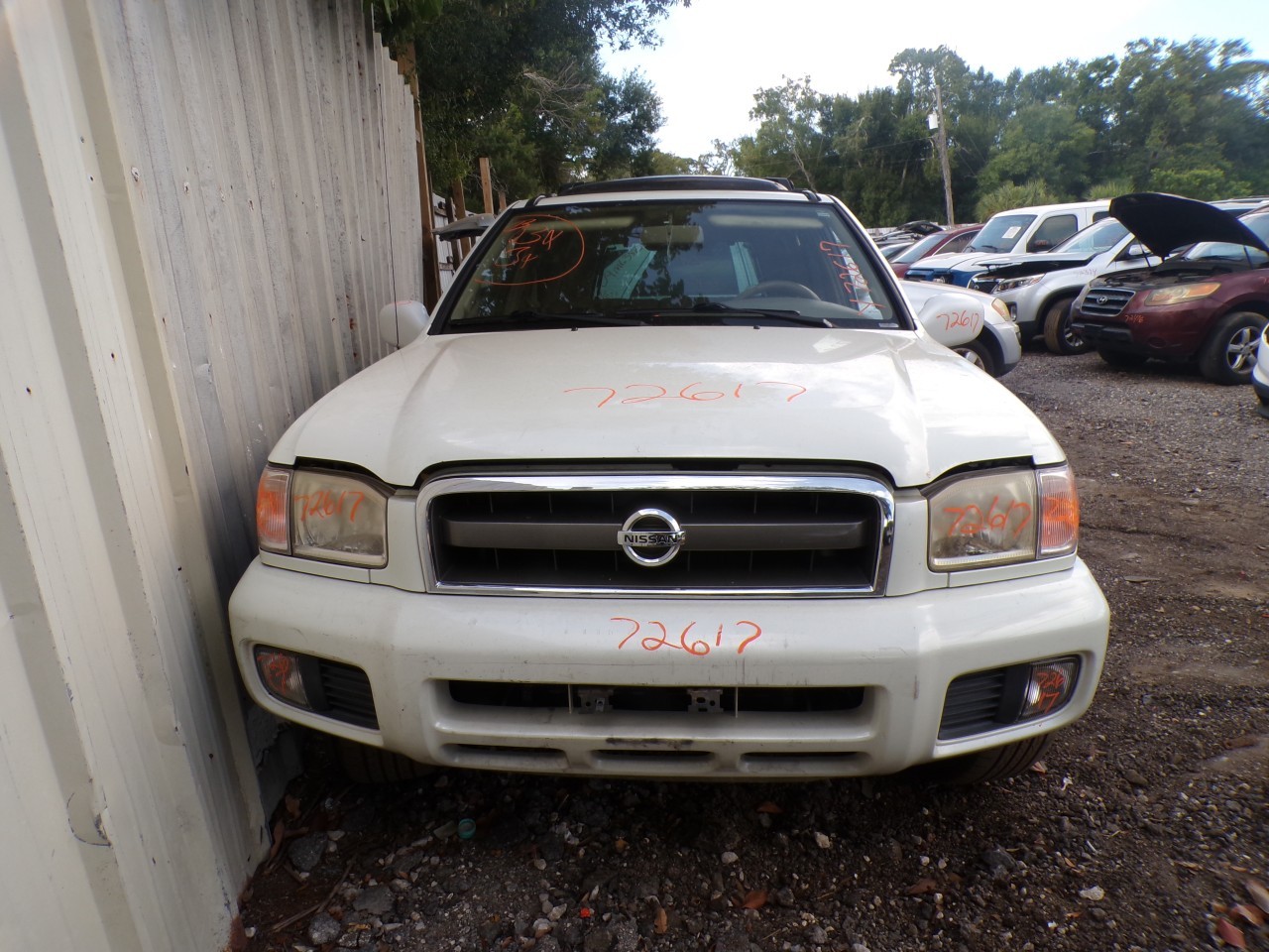 2002 NISSAN Pathfinder