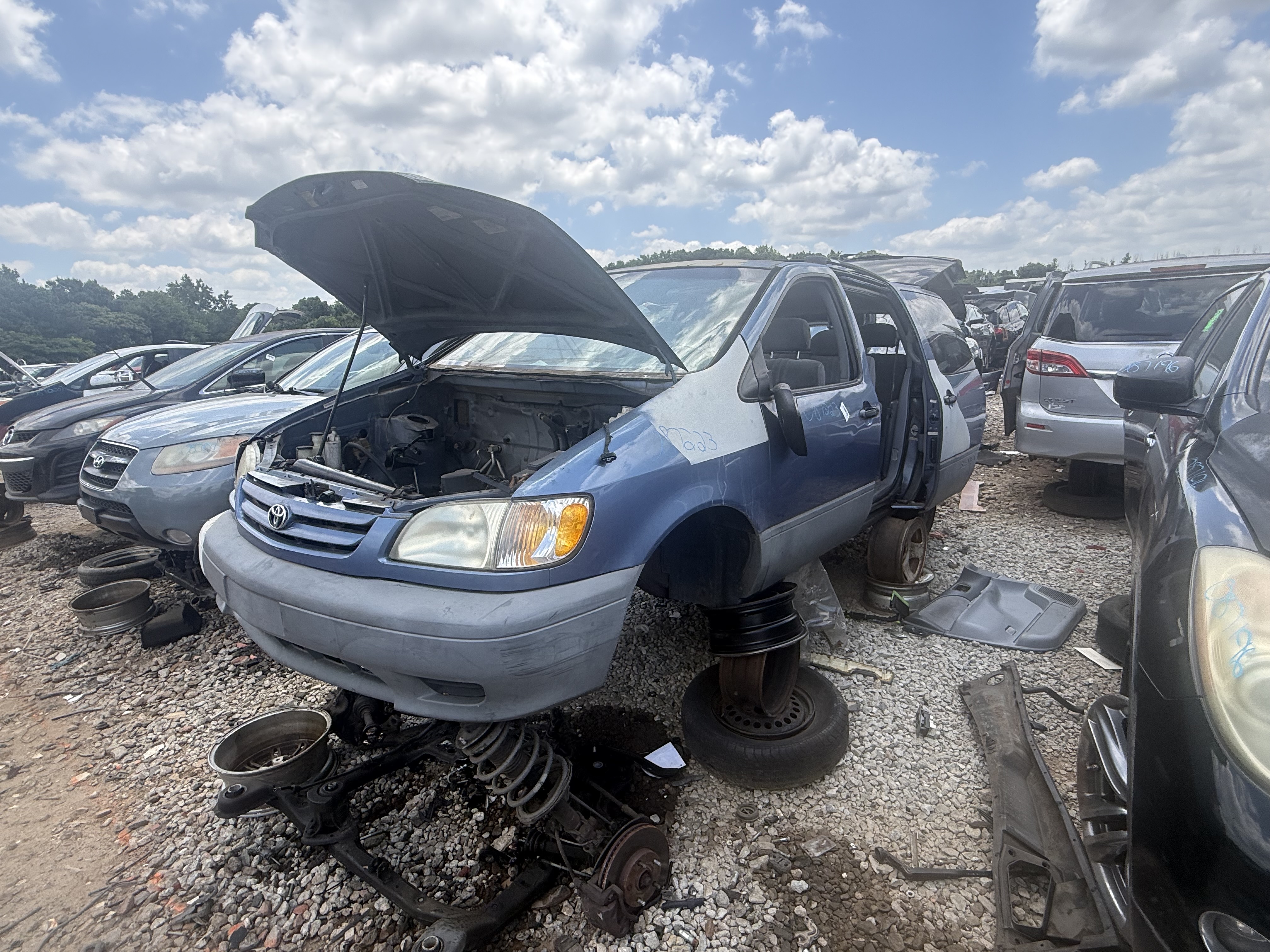 2002 TOYOTA Sienna