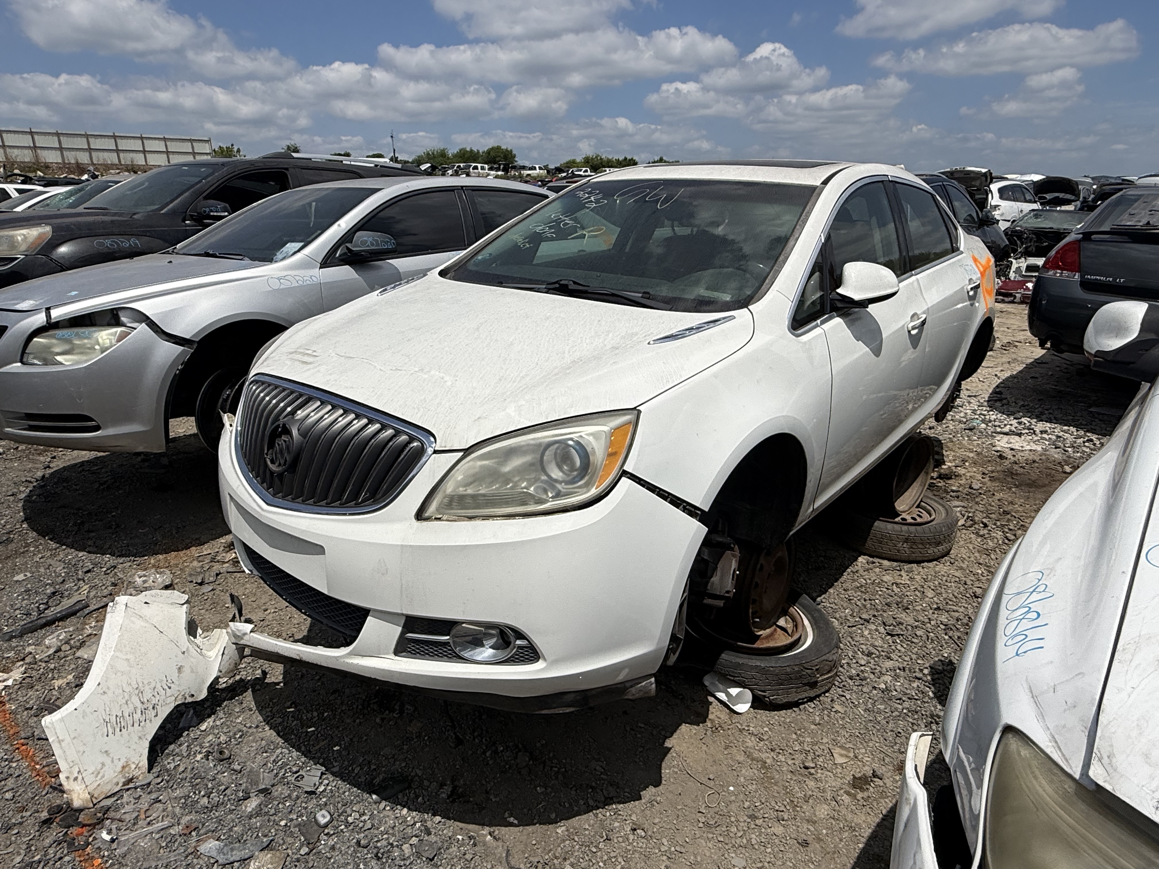 2012 BUICK Verano