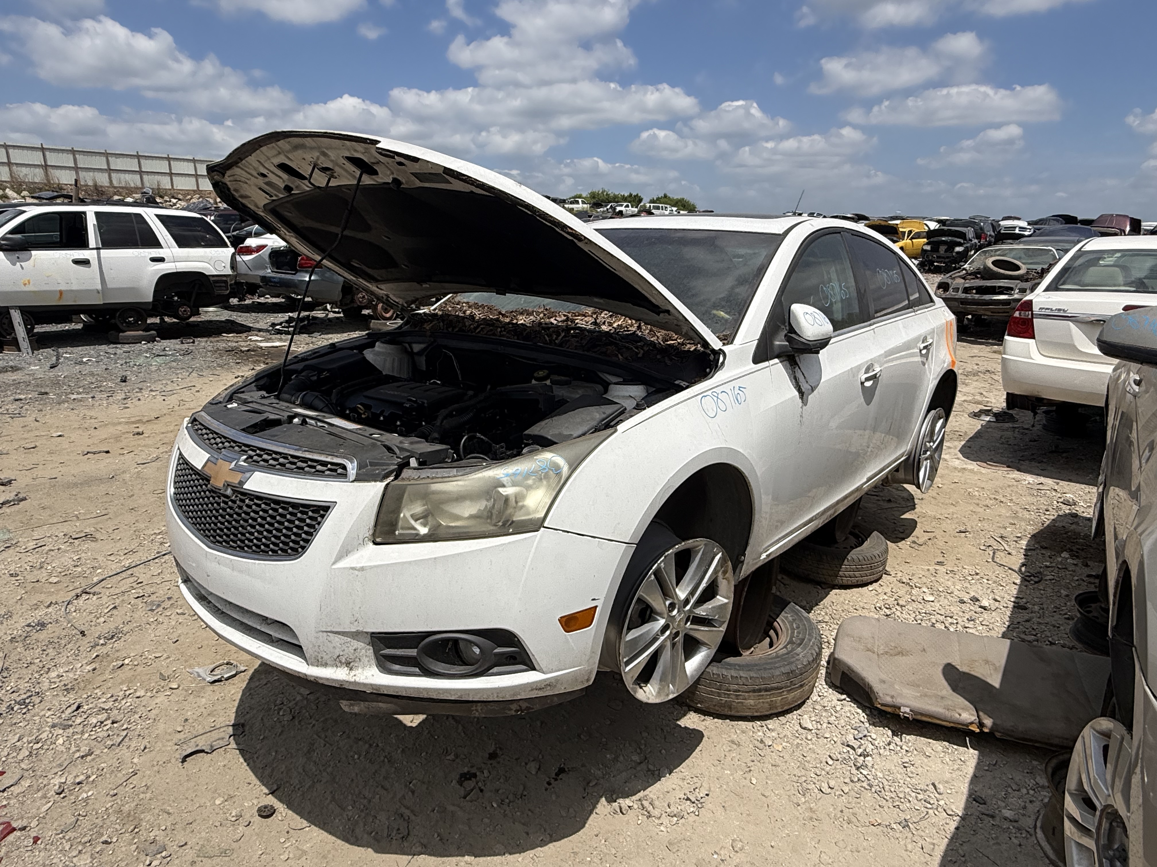 2011 CHEVROLET Cruze