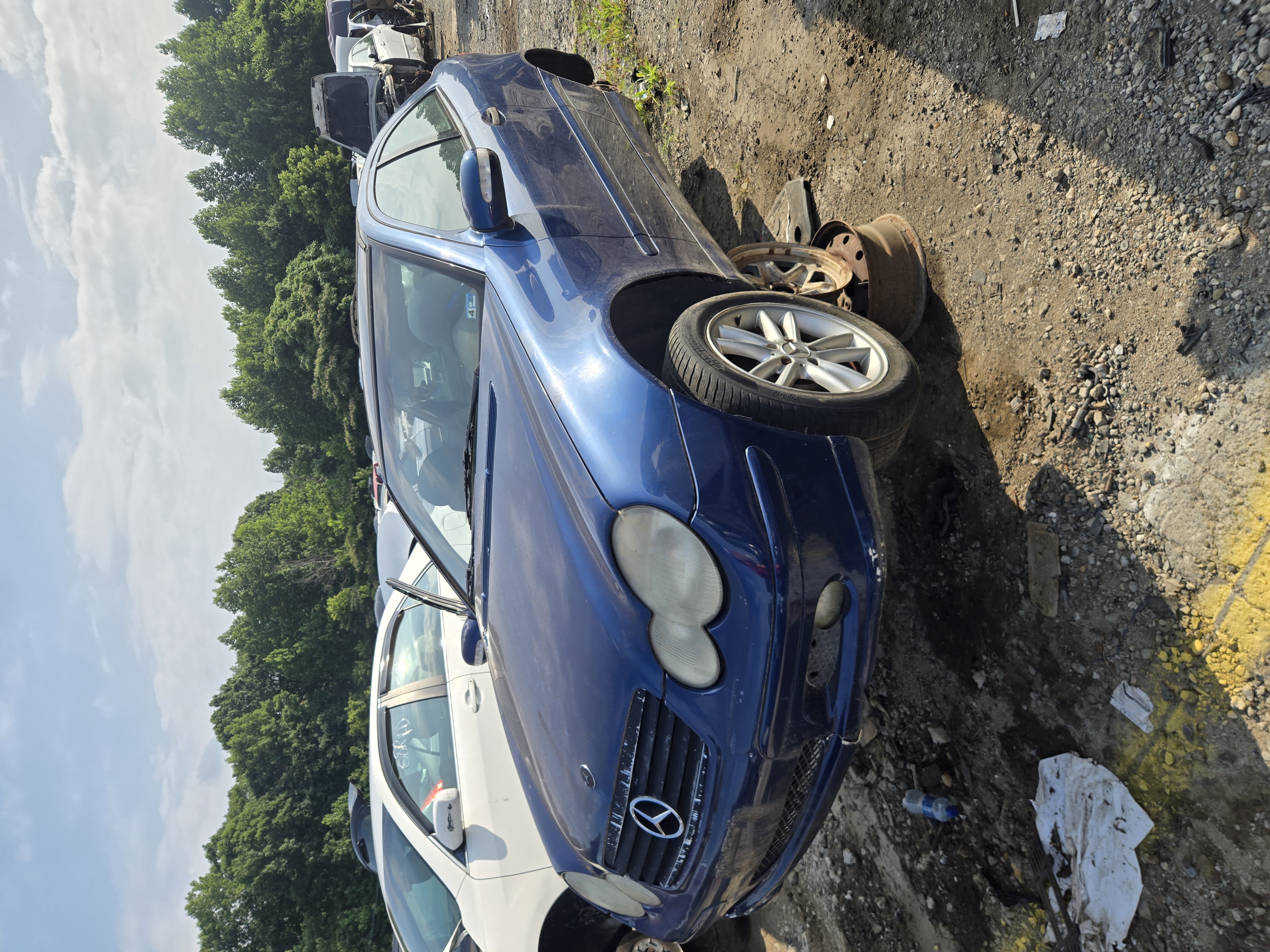 2002 MERCEDES-BENZ C-Class