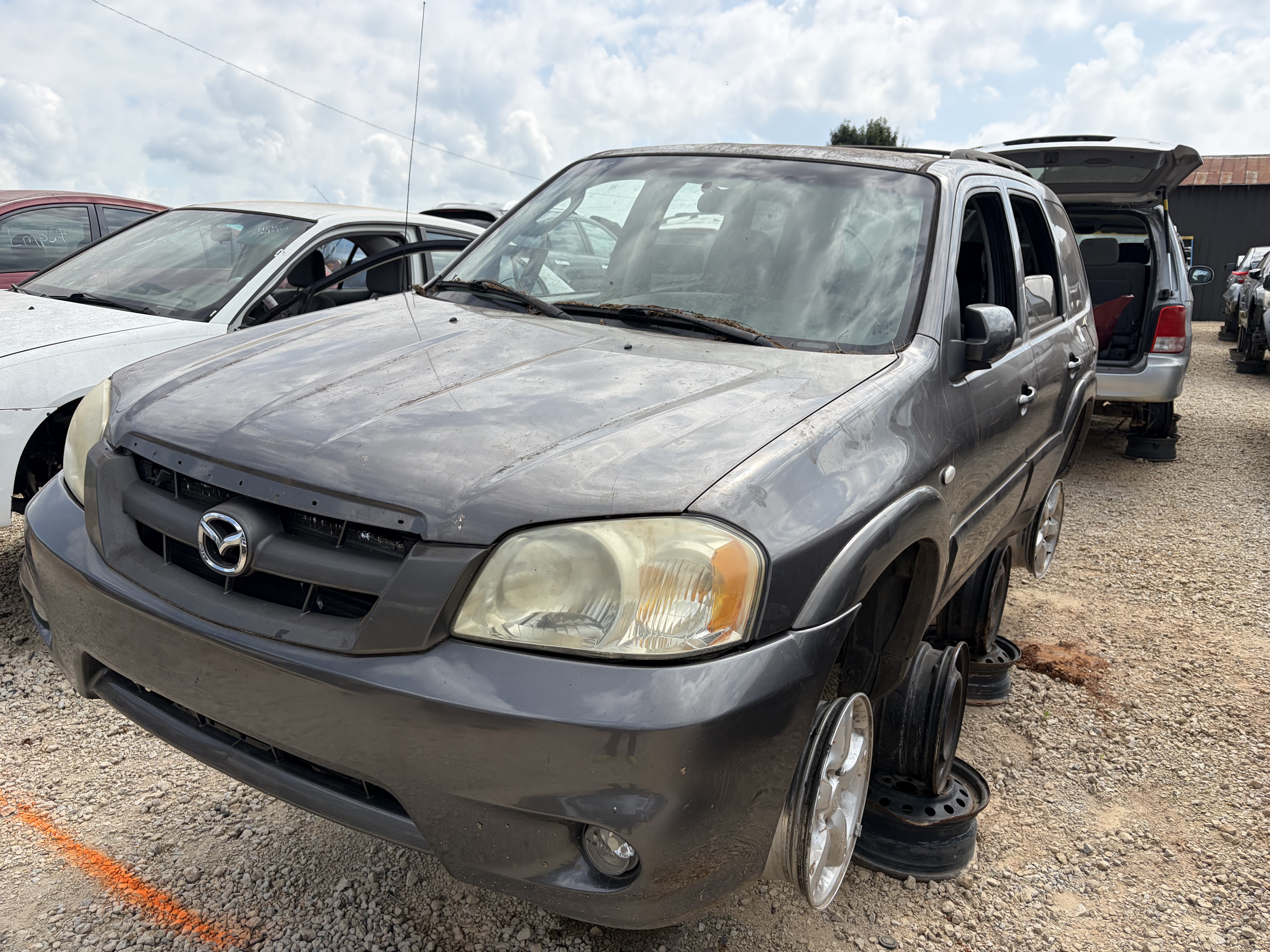 2006 MAZDA Tribute
